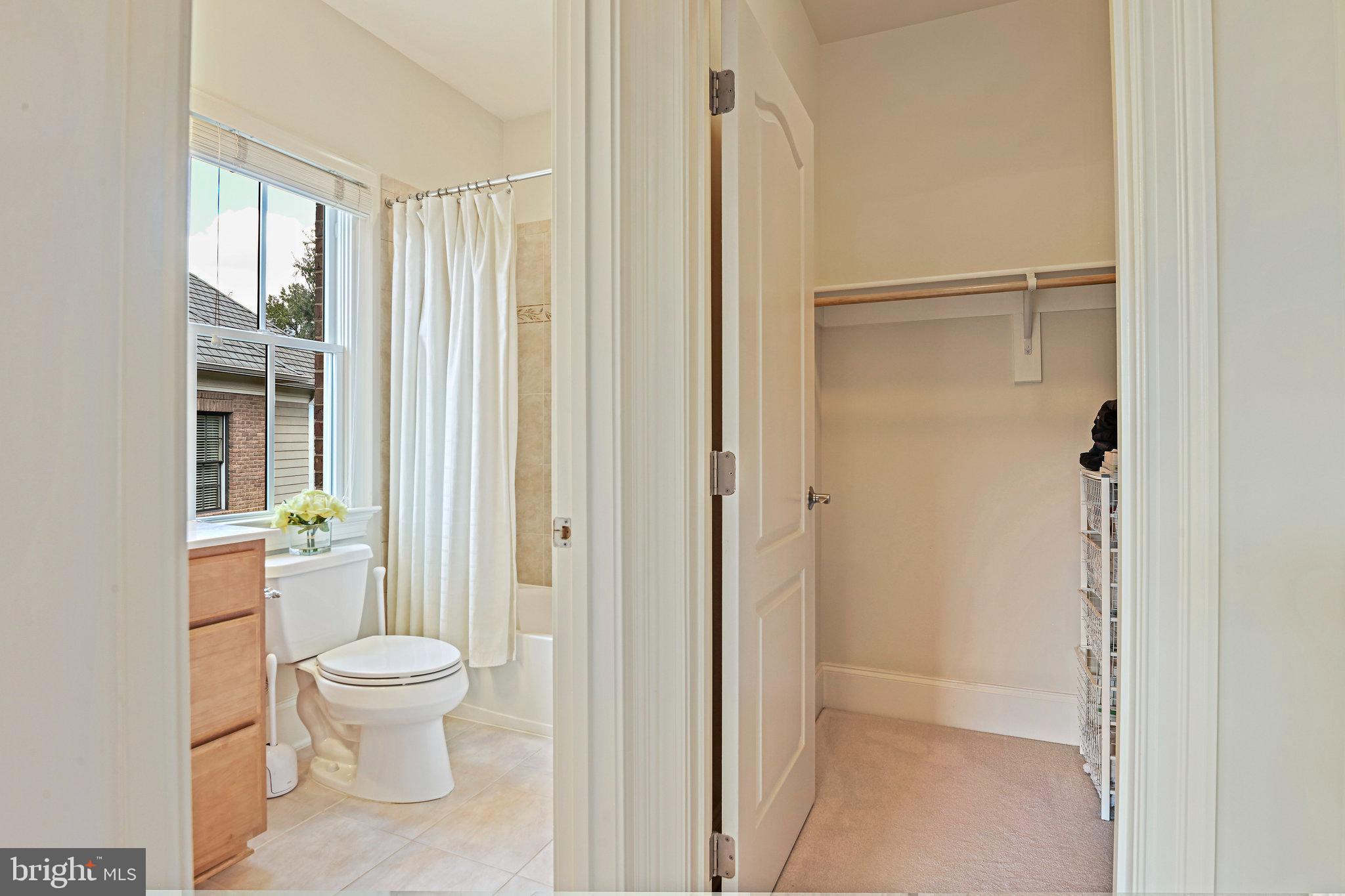 TYSONS CHASE - Residential