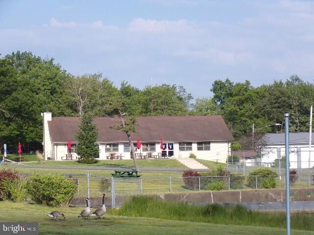 INDIAN MOUNTAIN LAKES - Land