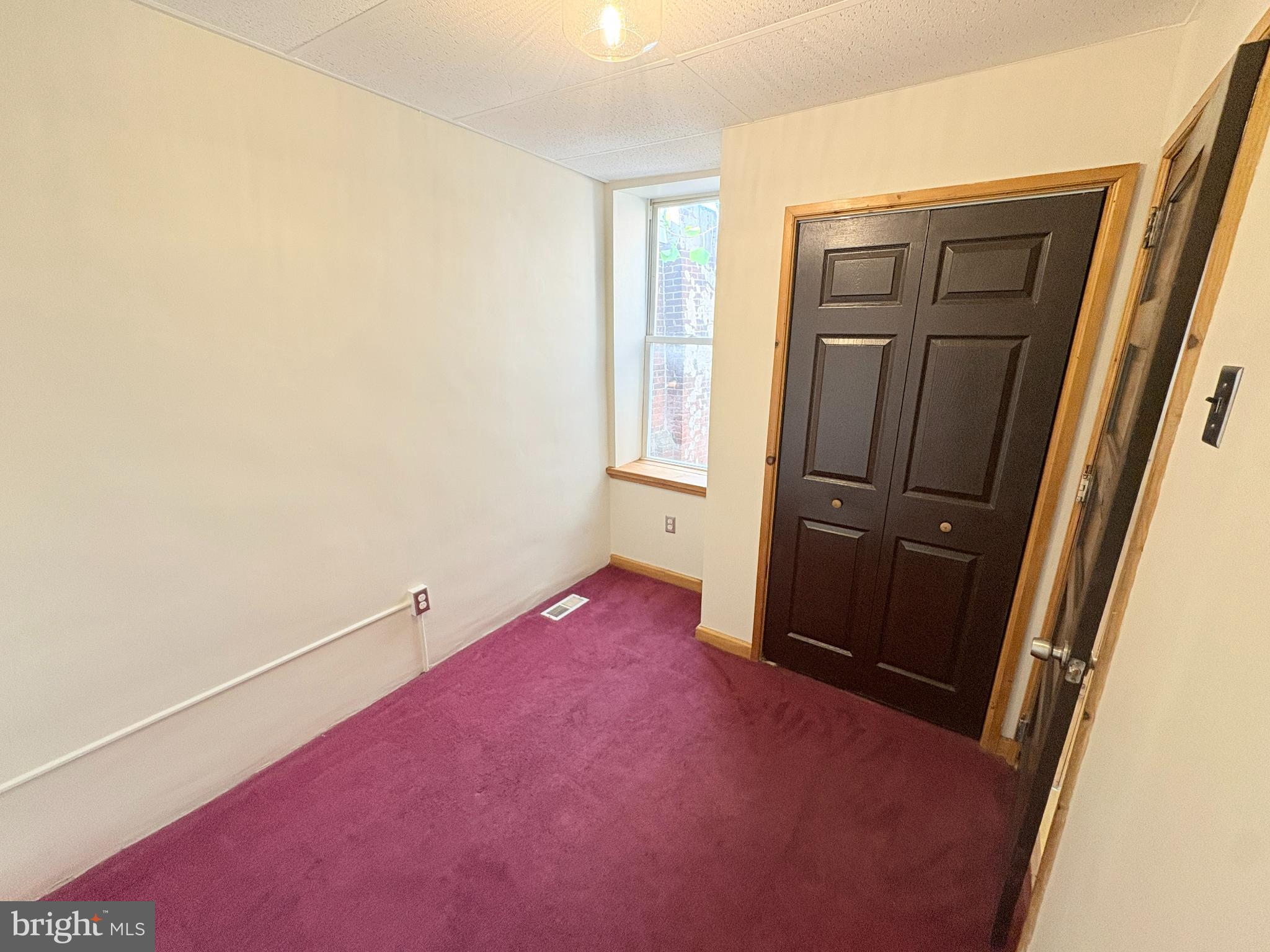 KENSINGTON - Residential