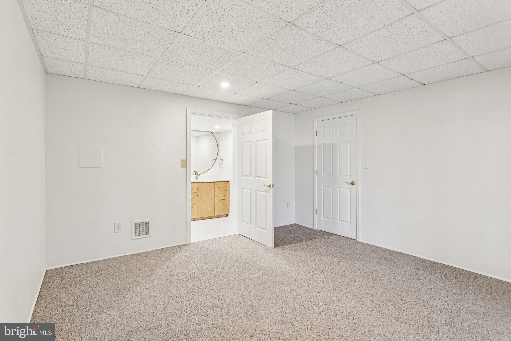 FERNLEIGH - Residential