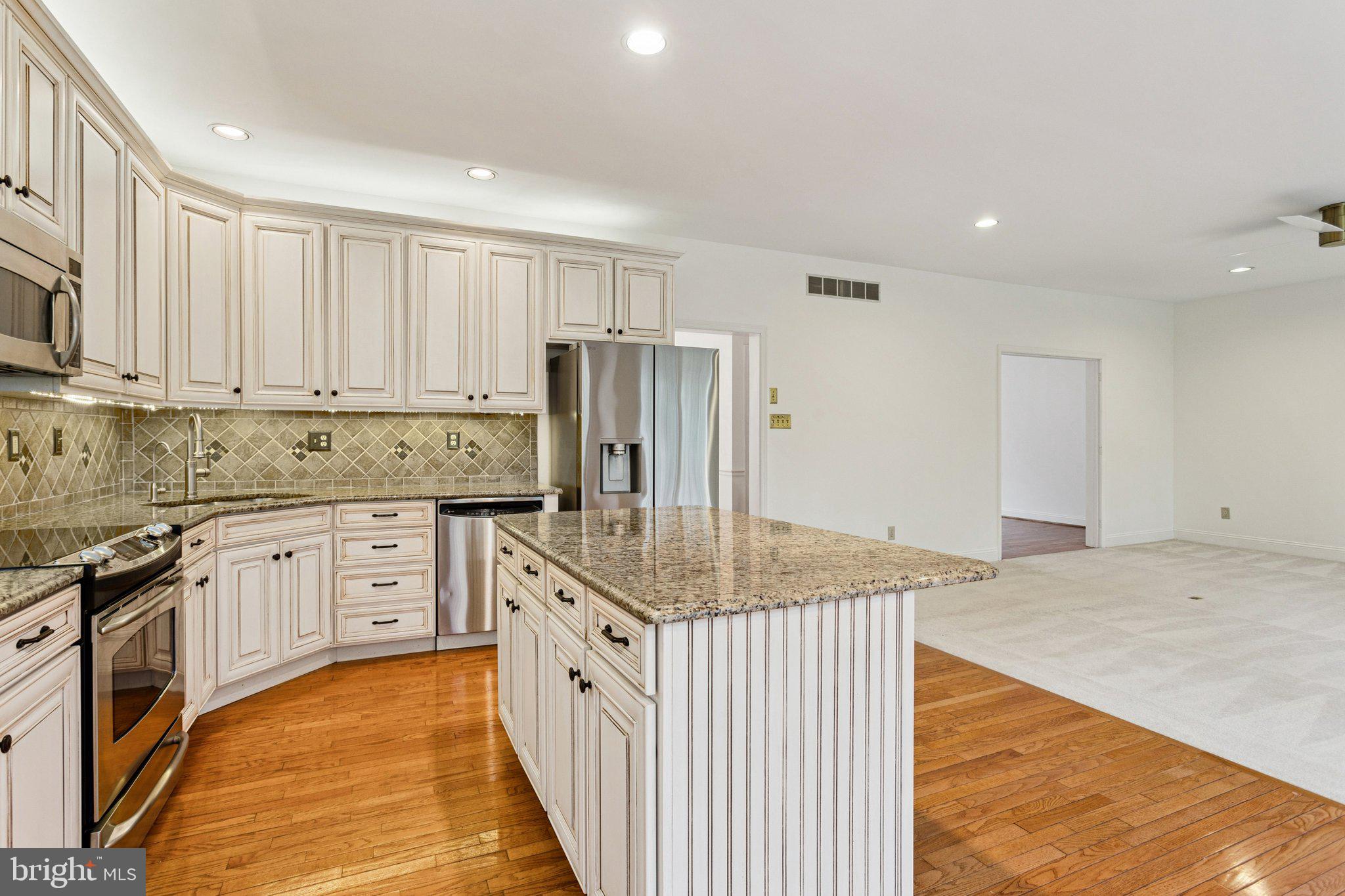 FERNLEIGH - Residential