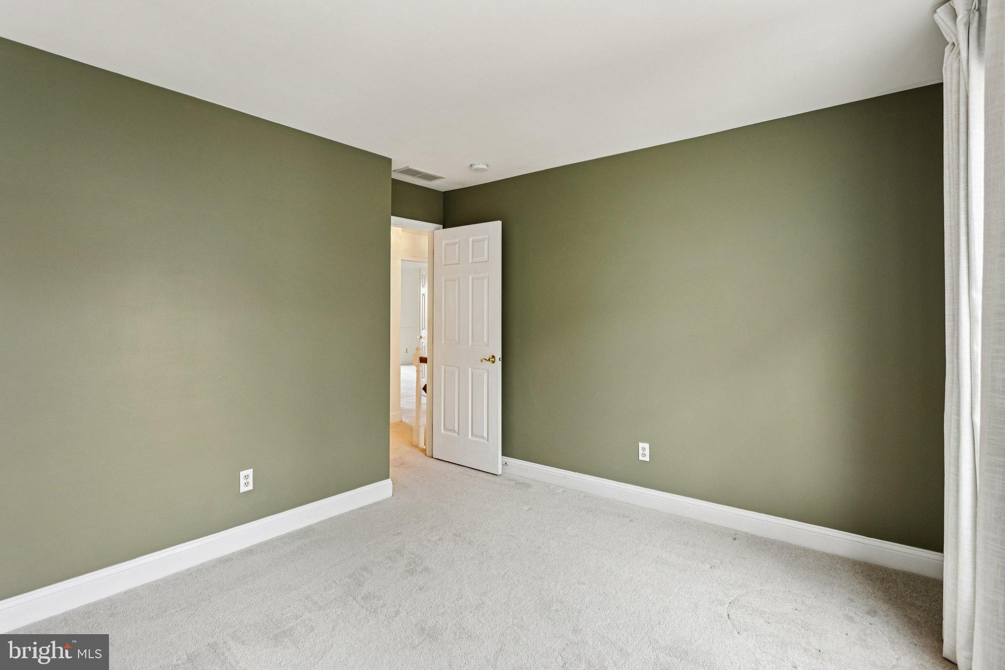 FERNLEIGH - Residential