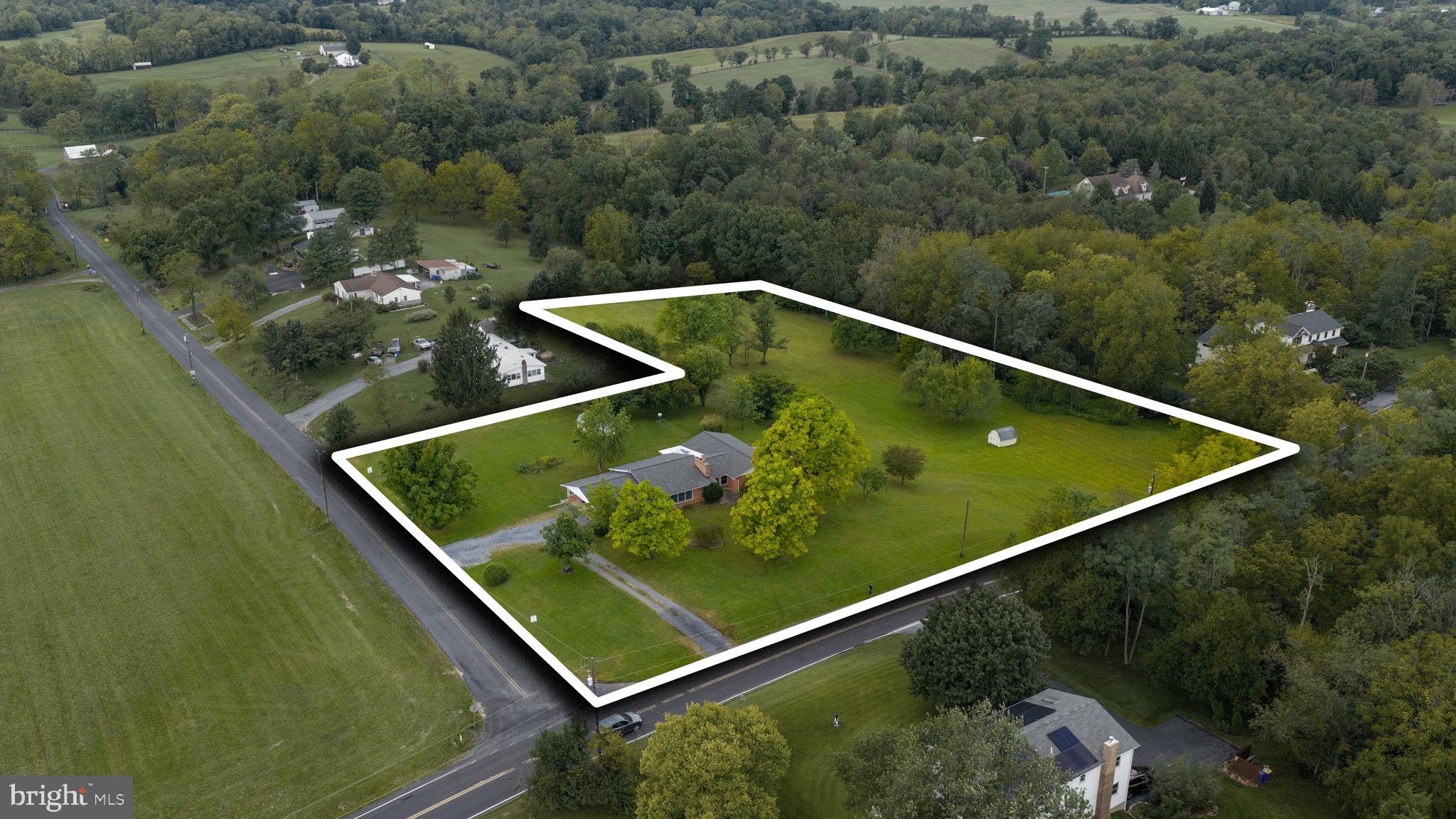 4 SHERWOOD DRIVE