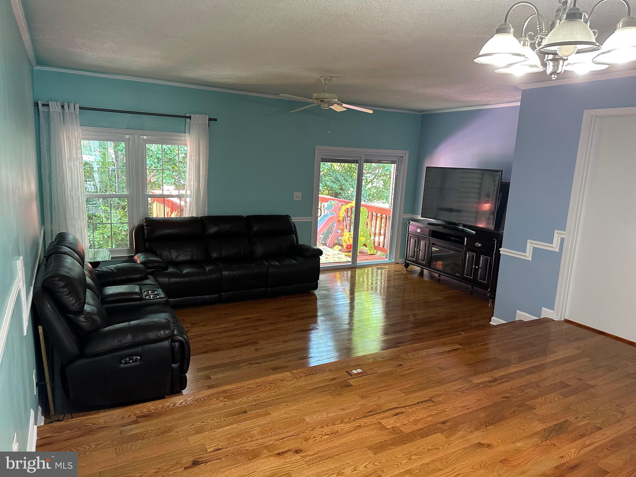 TOWNS OF FOREST HILLS - Residential Lease