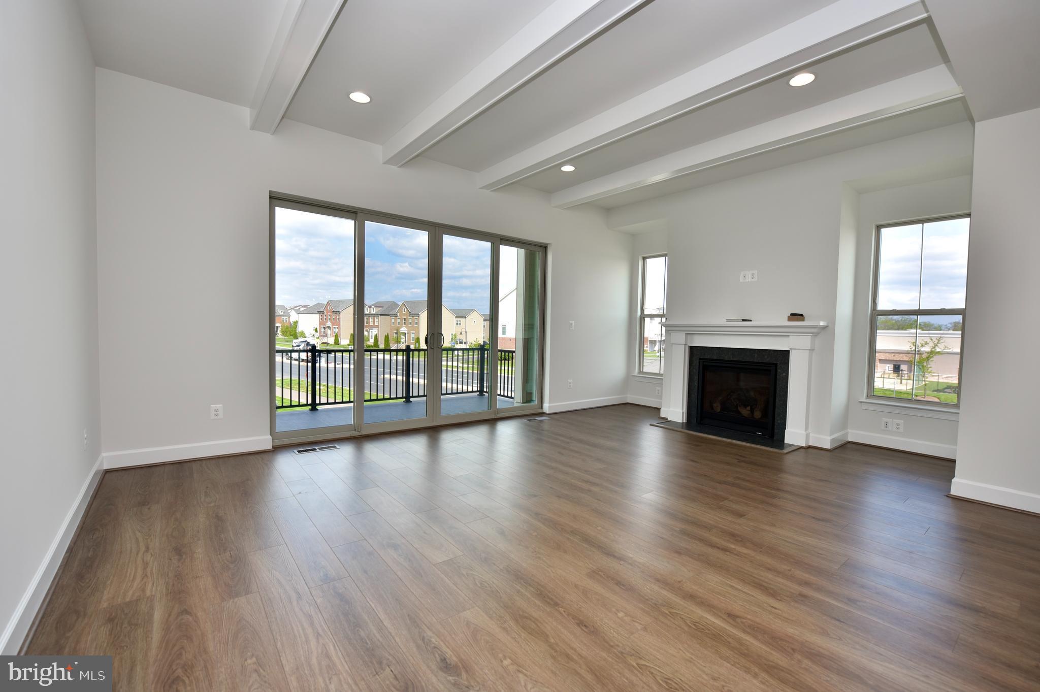 ONE LOUDOUN - Residential Lease