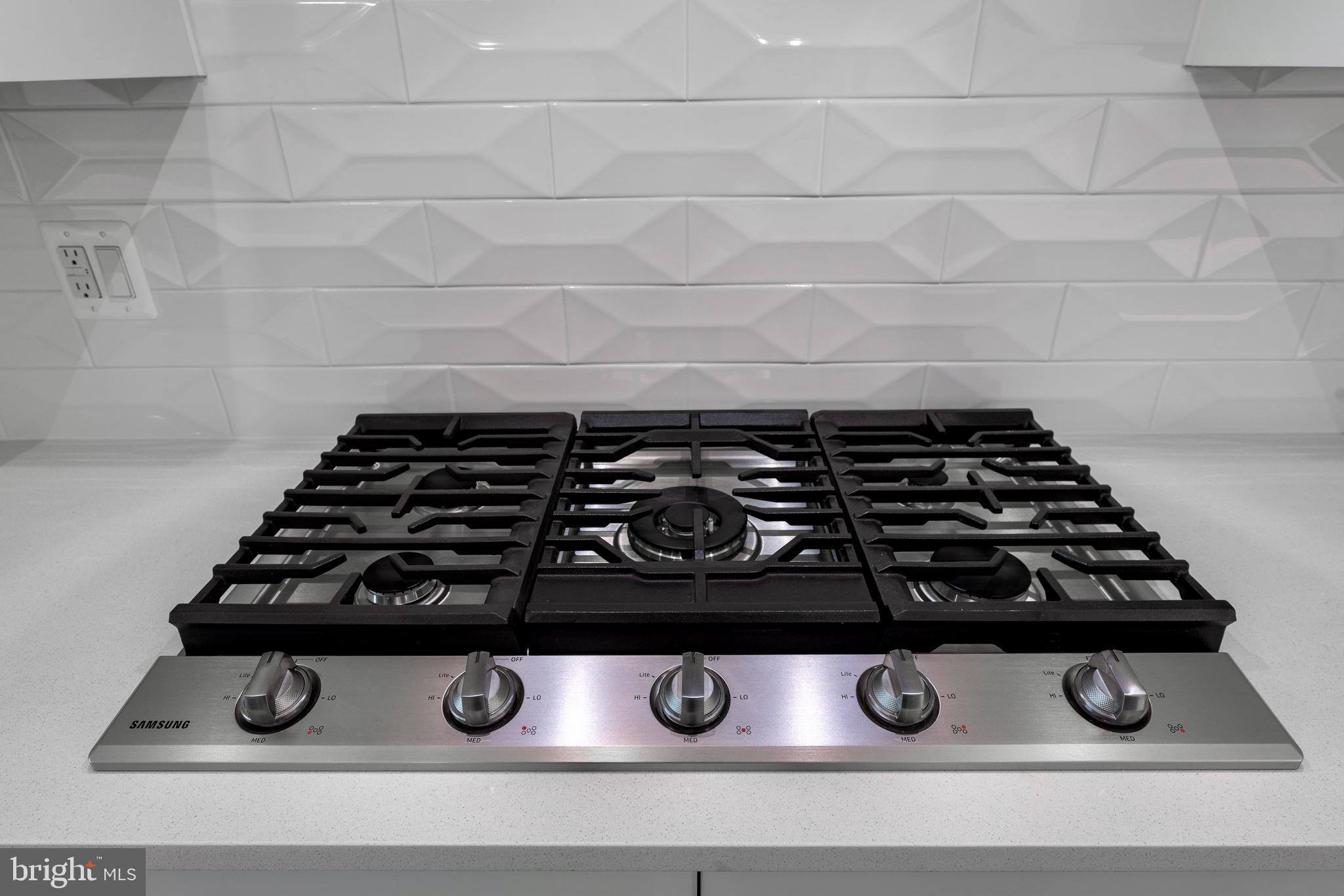 ONE LOUDOUN - Residential Lease