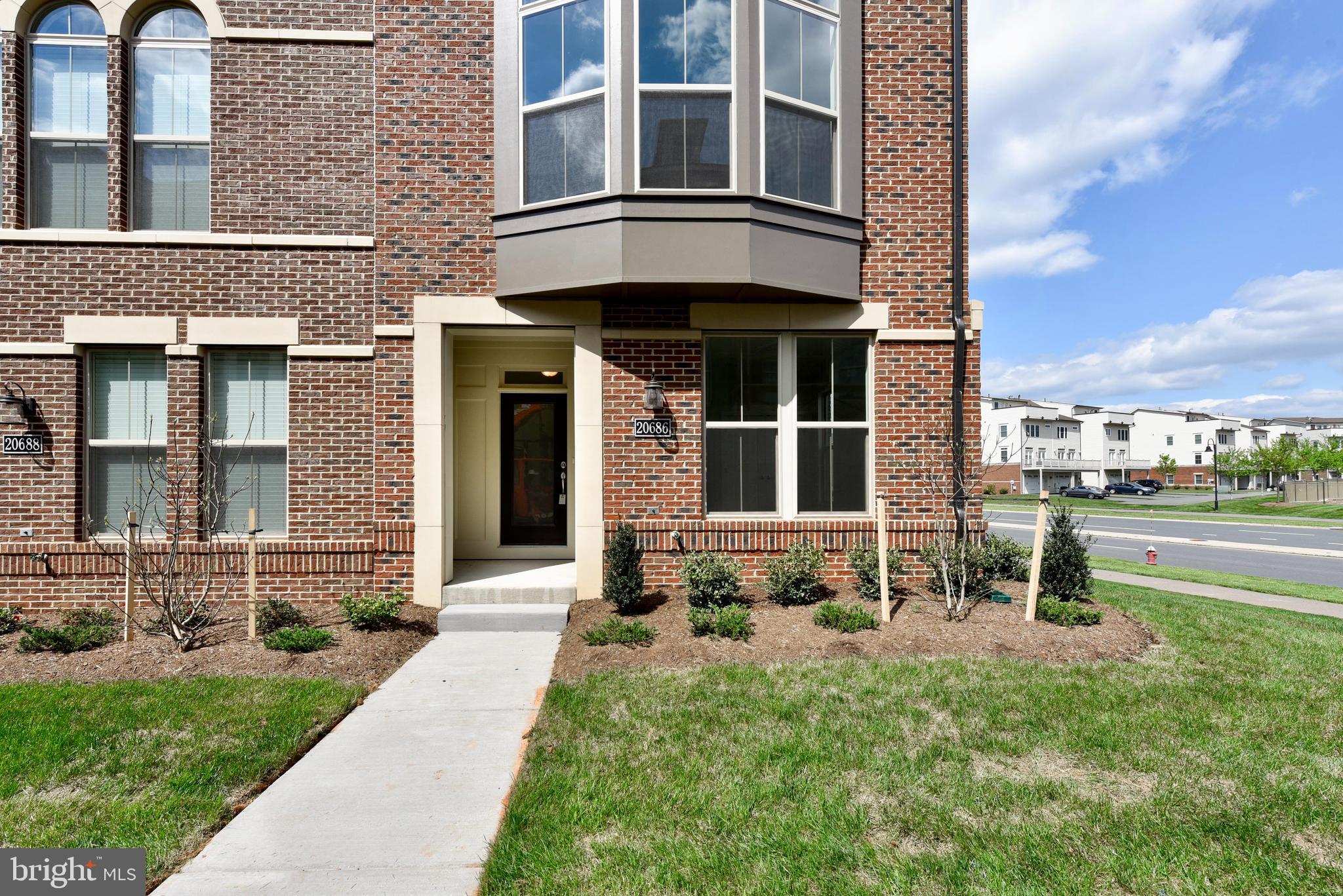 ONE LOUDOUN - Residential Lease
