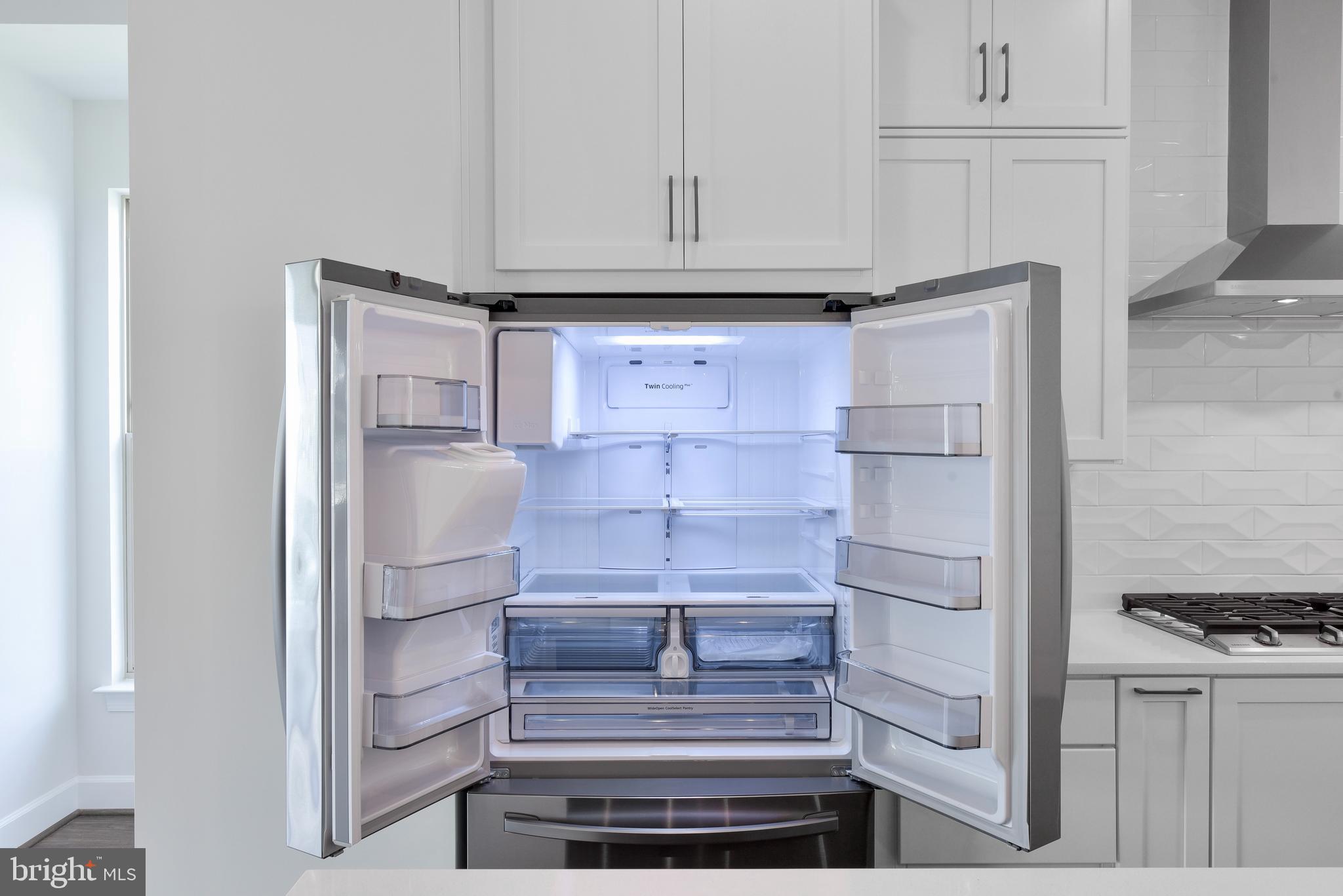 ONE LOUDOUN - Residential Lease