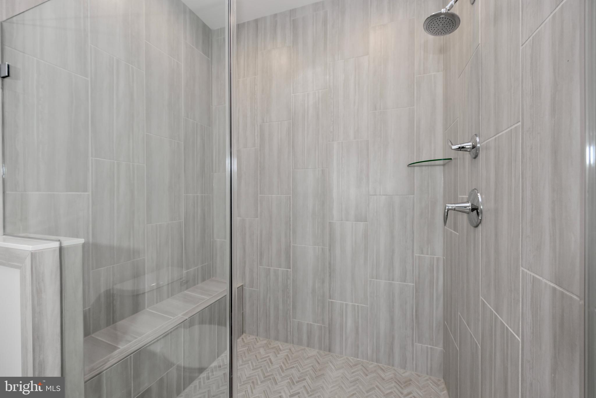 ONE LOUDOUN - Residential Lease