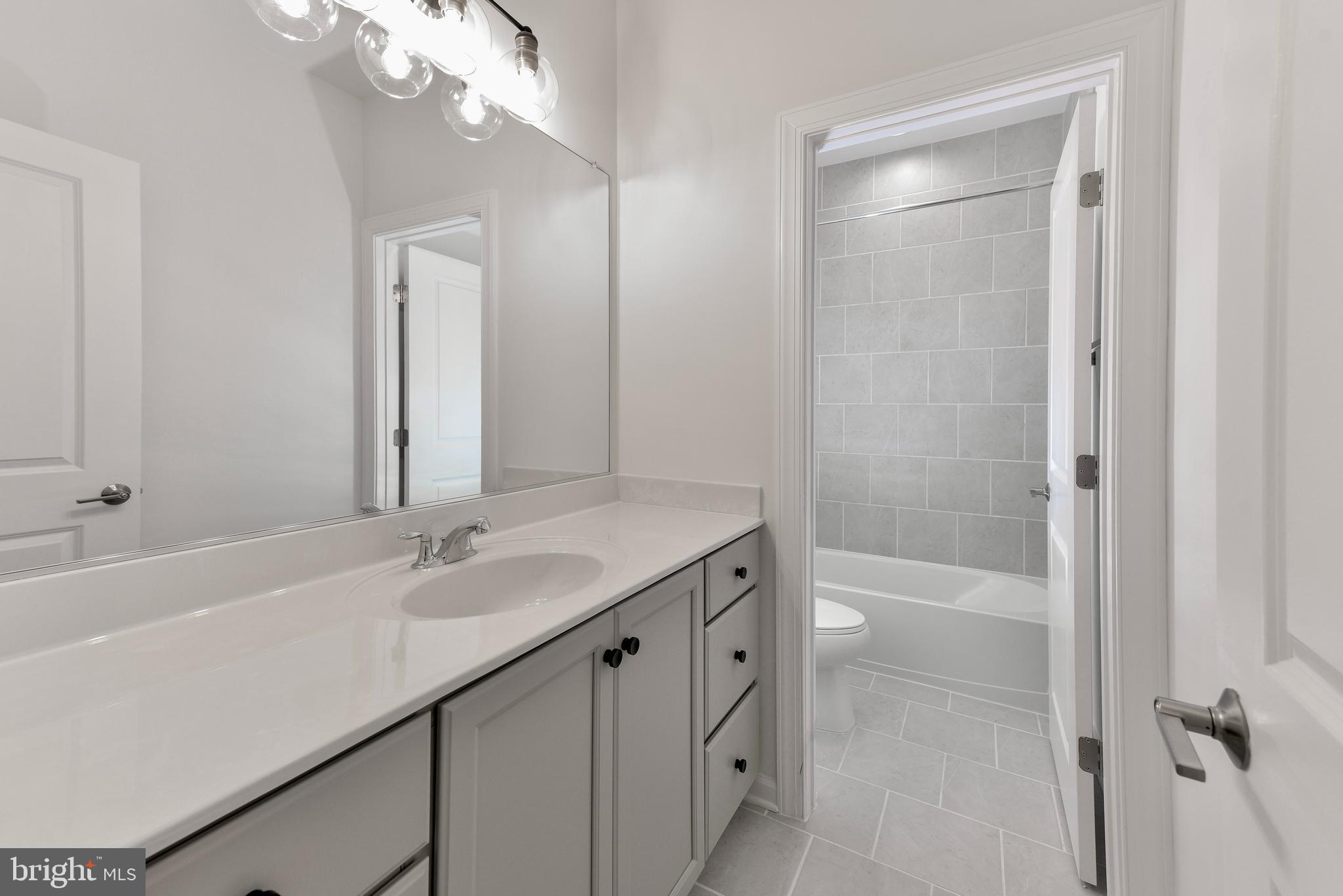 ONE LOUDOUN - Residential Lease