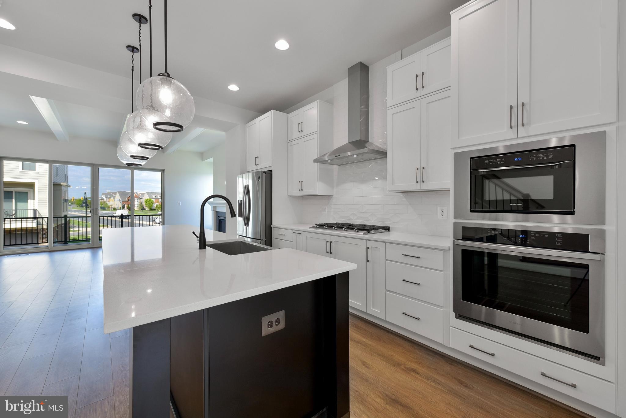 ONE LOUDOUN - Residential Lease