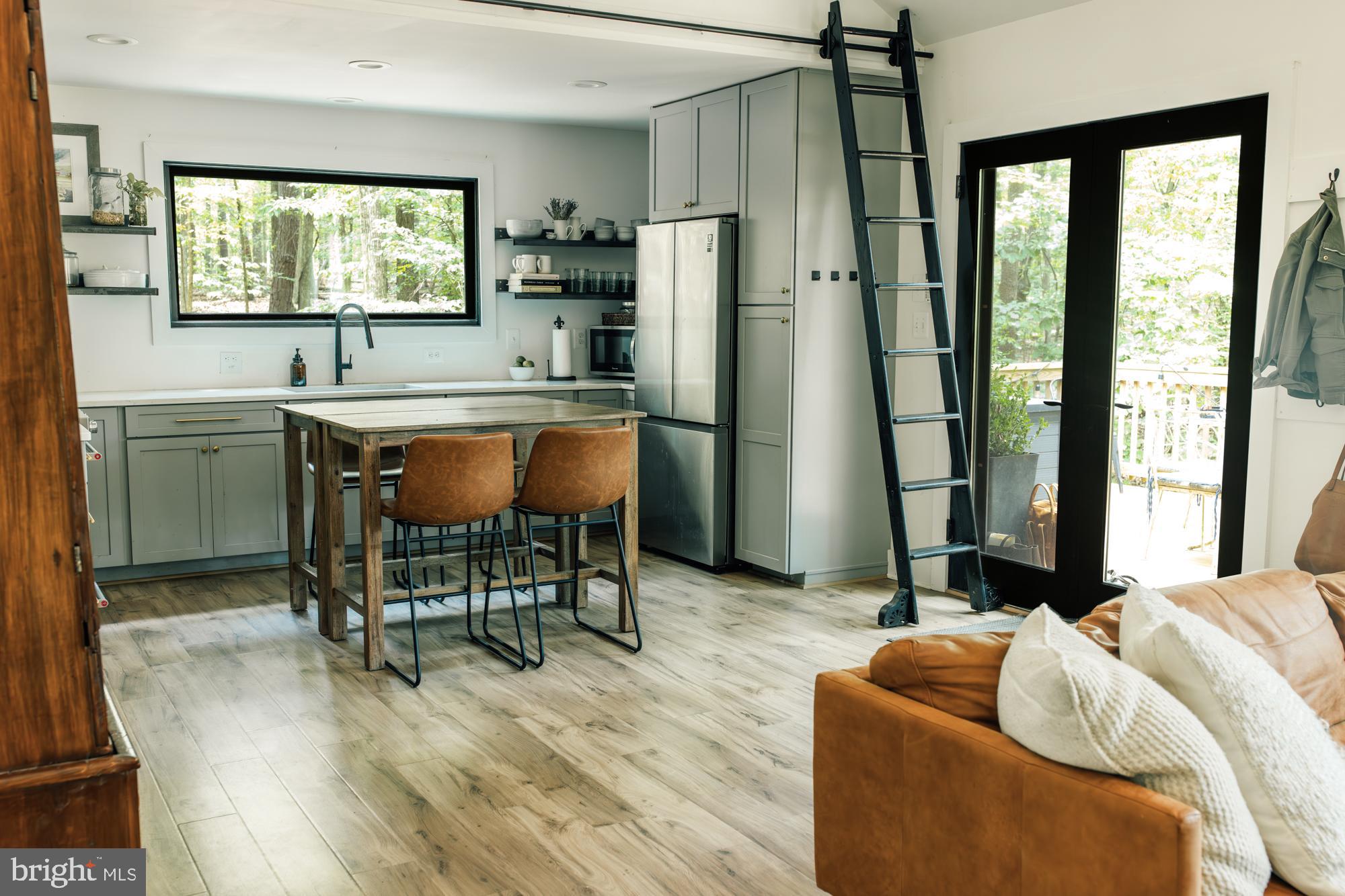 SHENANDOAH RETREAT - Residential