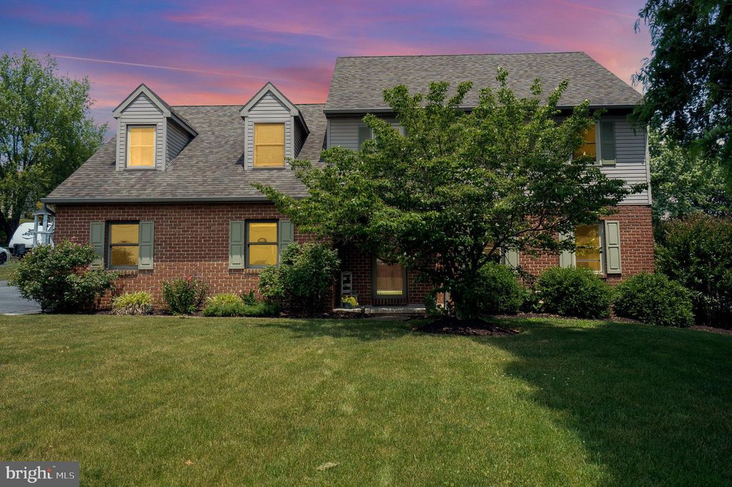 Photo of 727-1/2 OWL HILL RD, LITITZ, PA 17543 (MLS # PALA2036462)