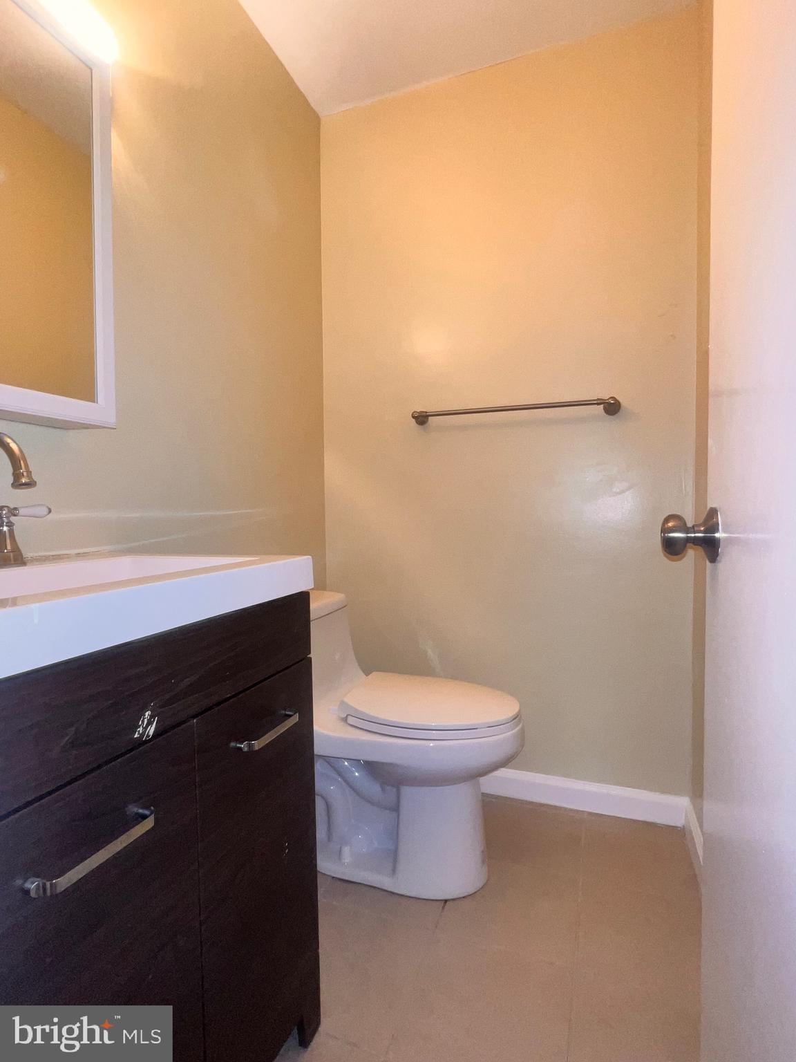 WATERFORD - Residential Lease