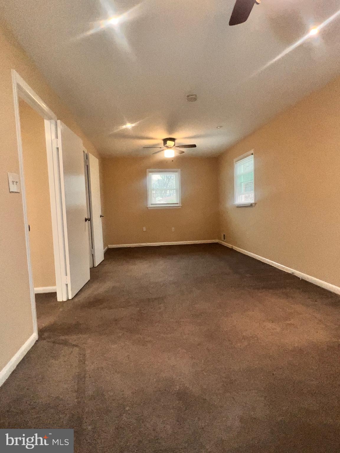 WATERFORD - Residential Lease