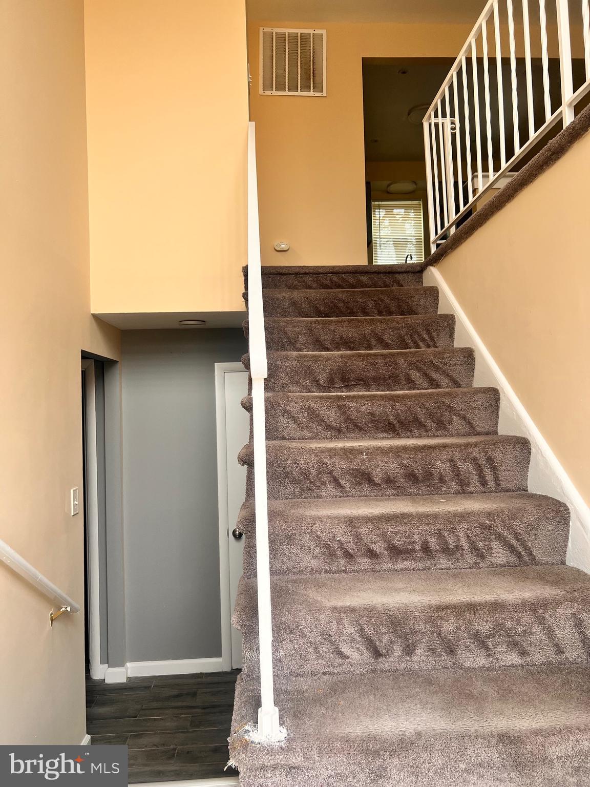 WATERFORD - Residential Lease