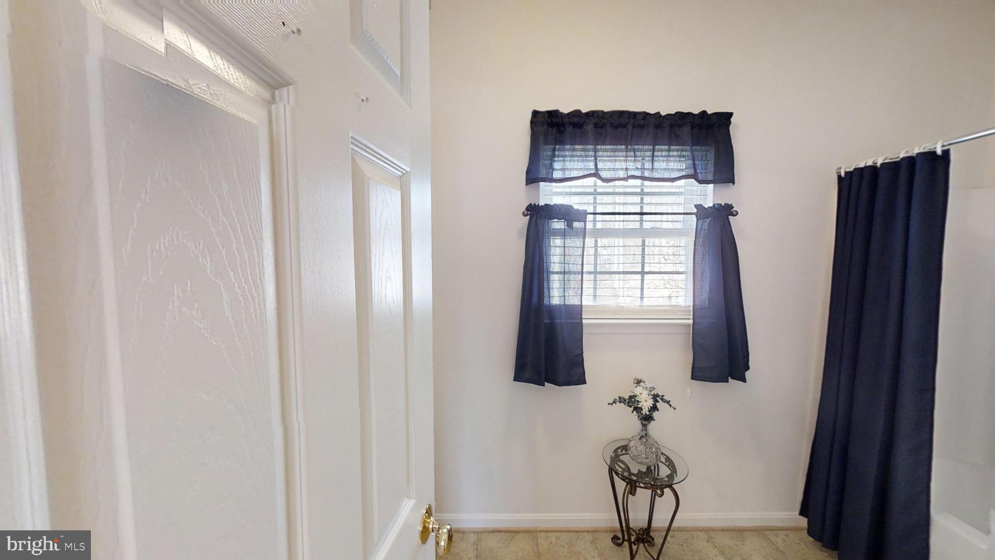 JERDONE ISLAND - Residential