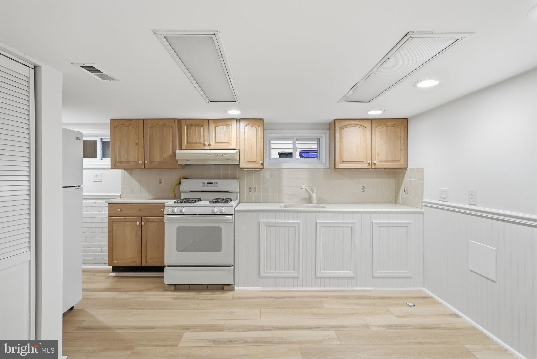 LYON VILLAGE - Residential