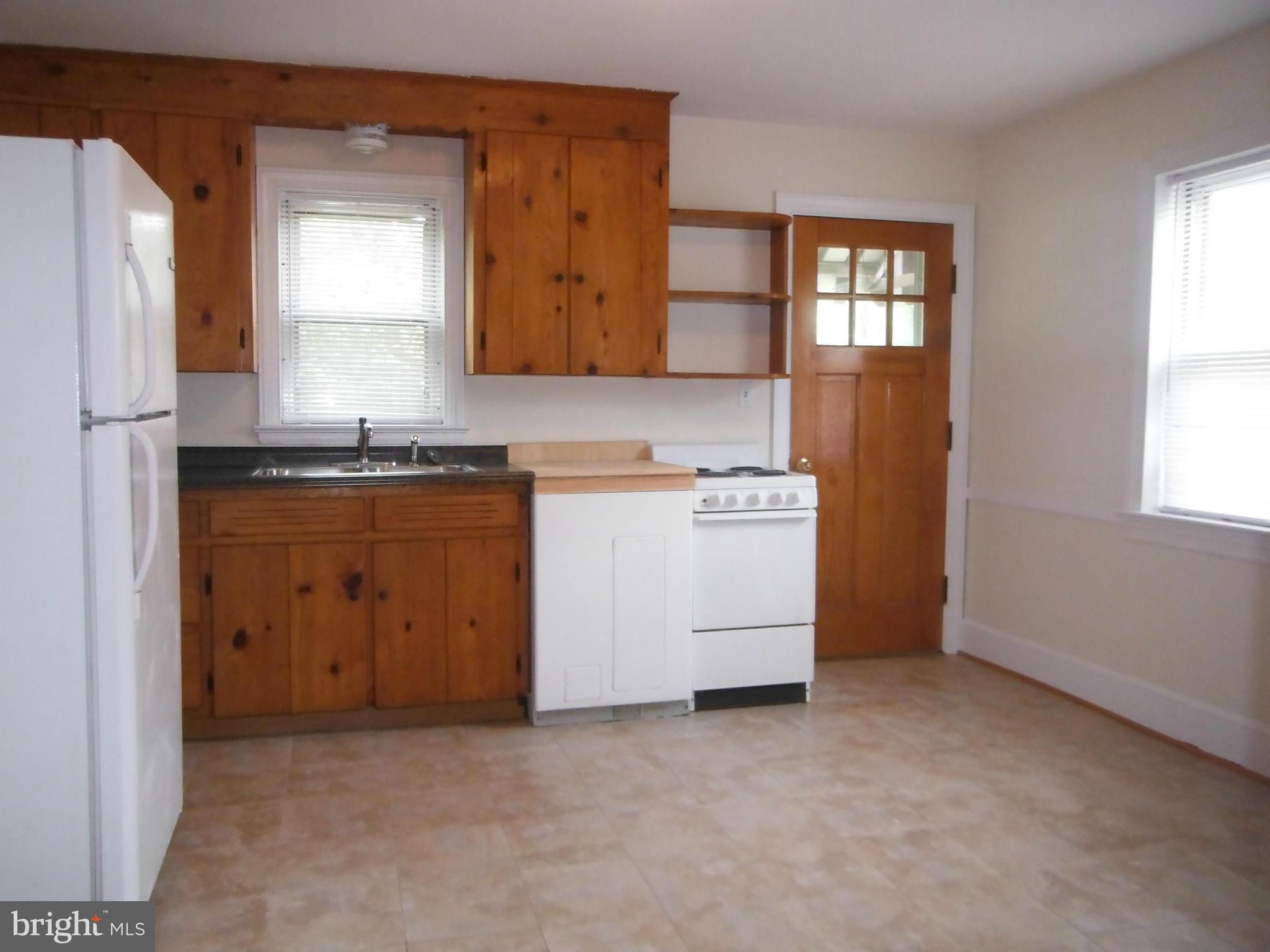 DILLARD - Residential Lease