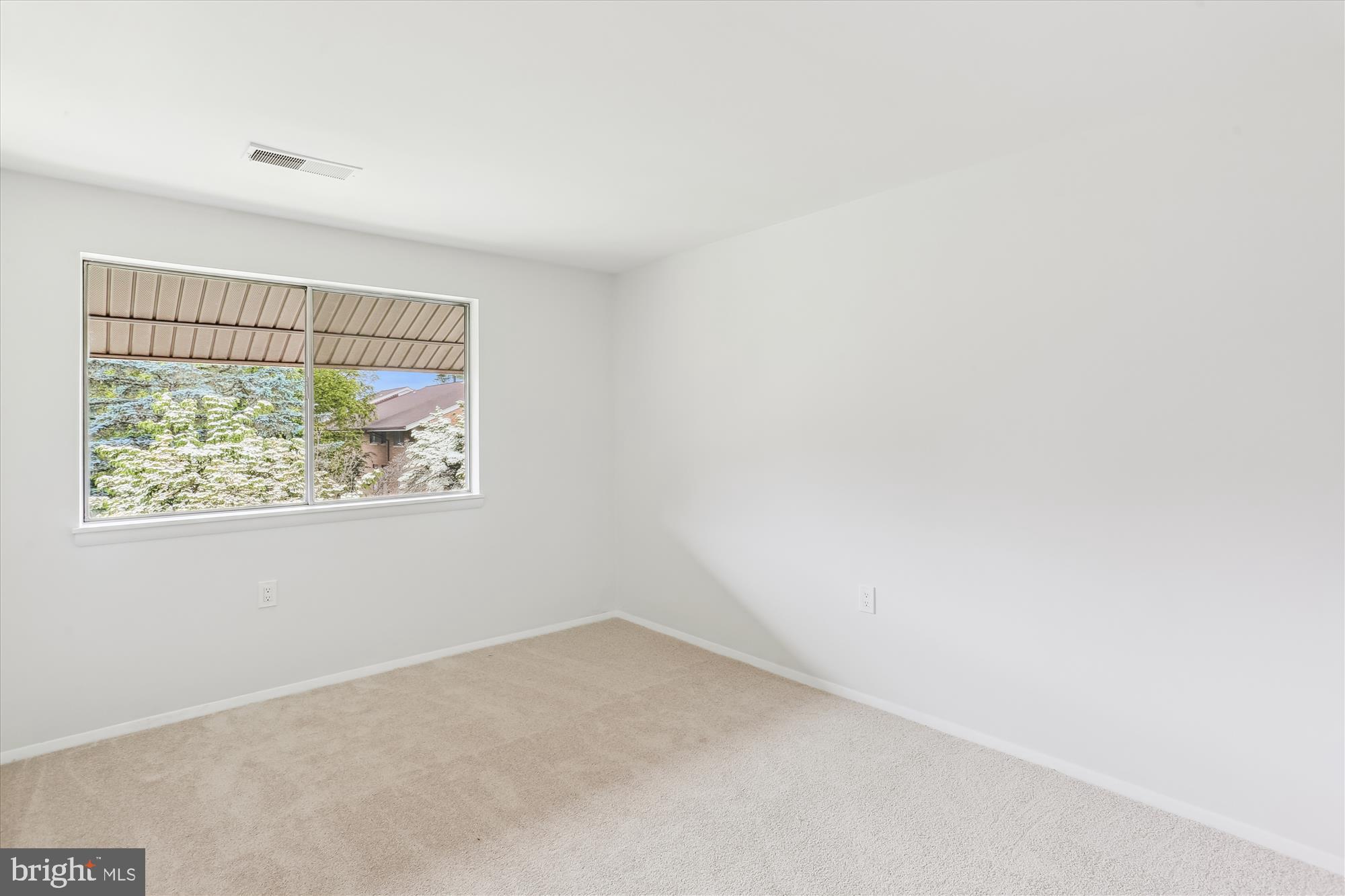 NORMANDIE ON THE LAKE I - Residential