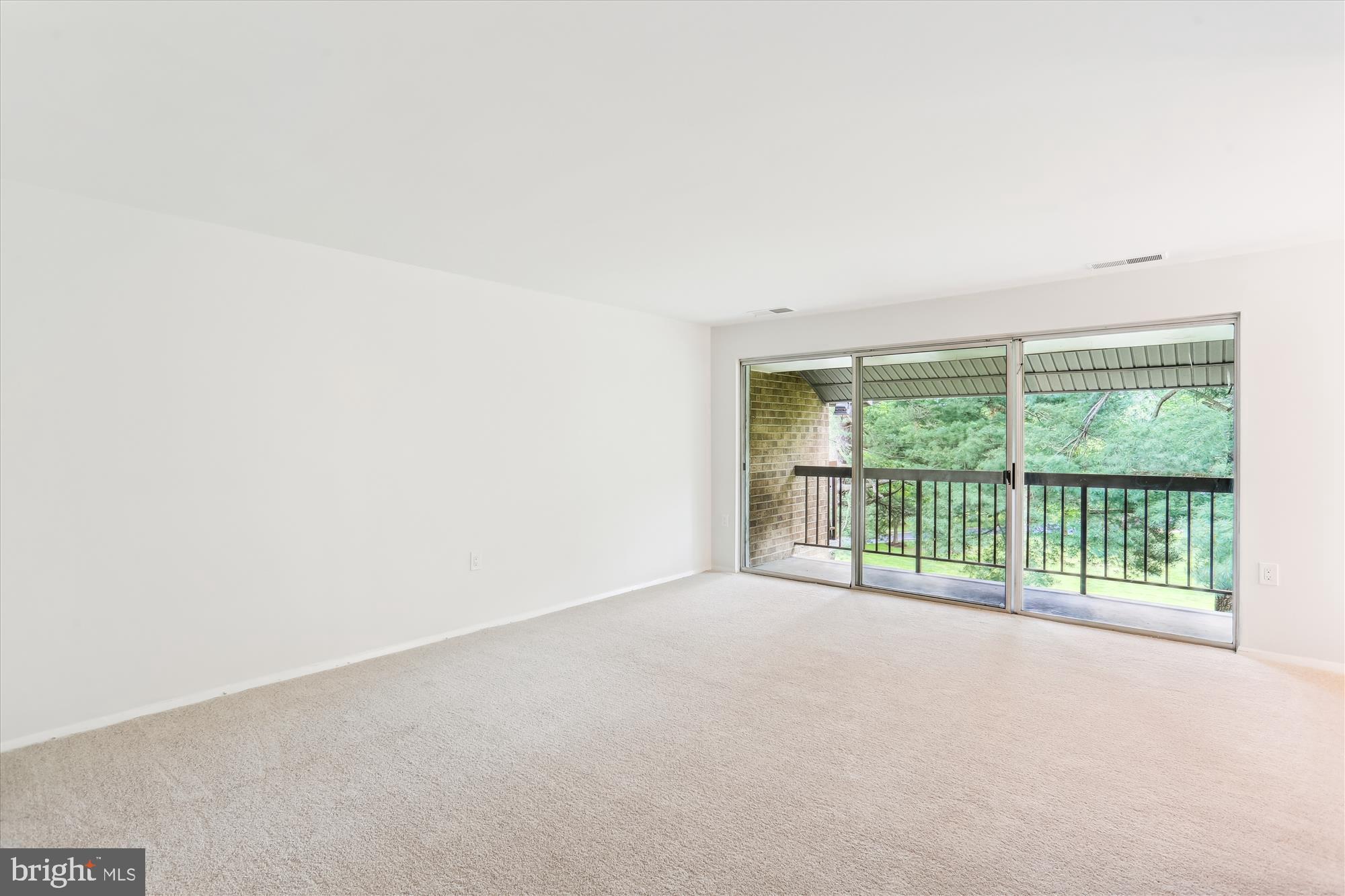 NORMANDIE ON THE LAKE I - Residential