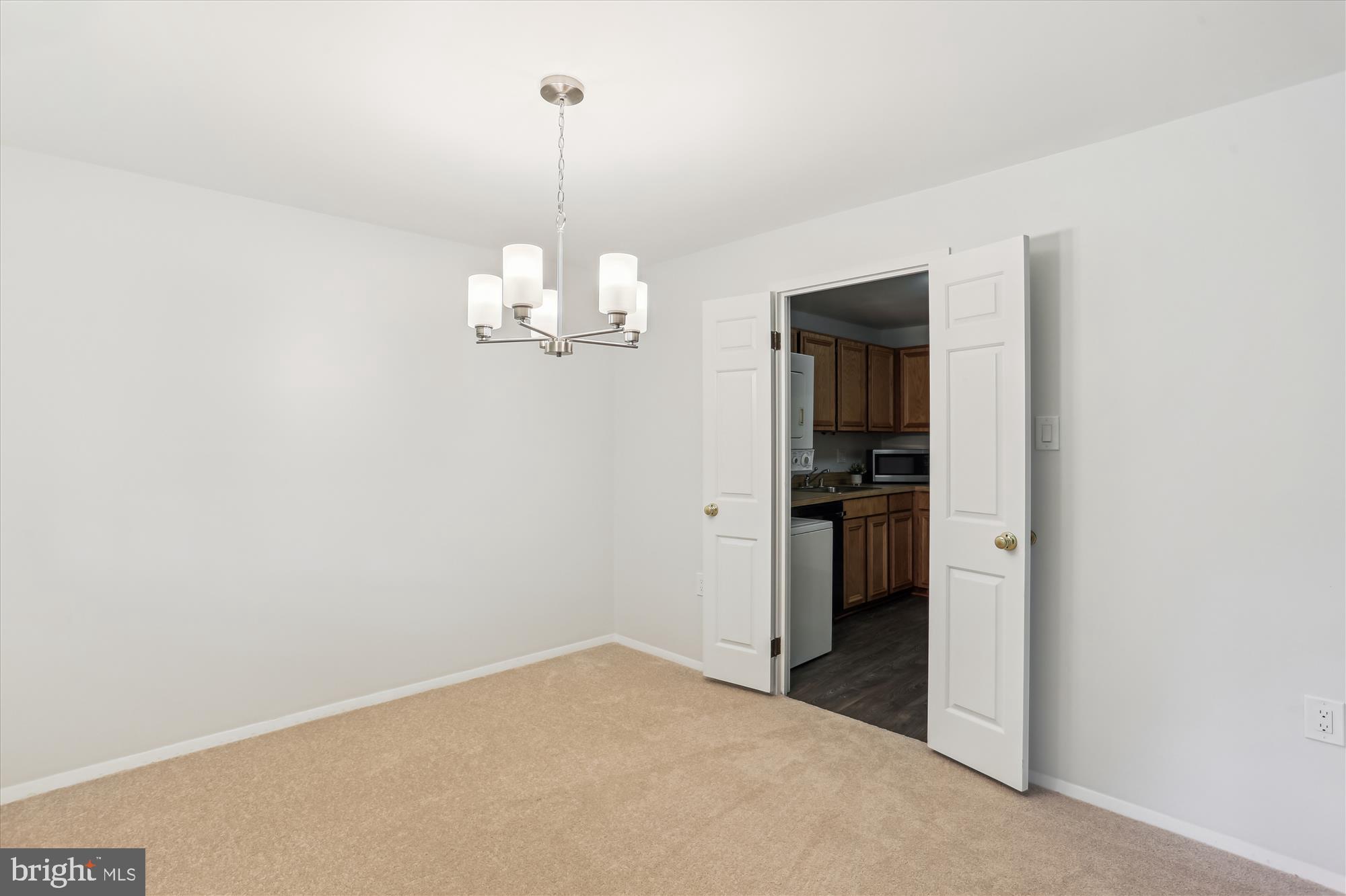 NORMANDIE ON THE LAKE I - Residential