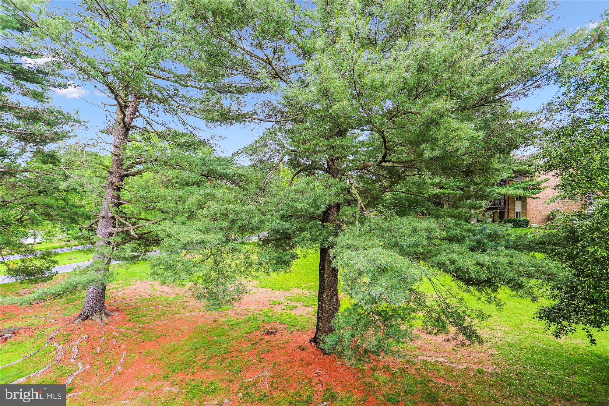 NORMANDIE ON THE LAKE I - Residential