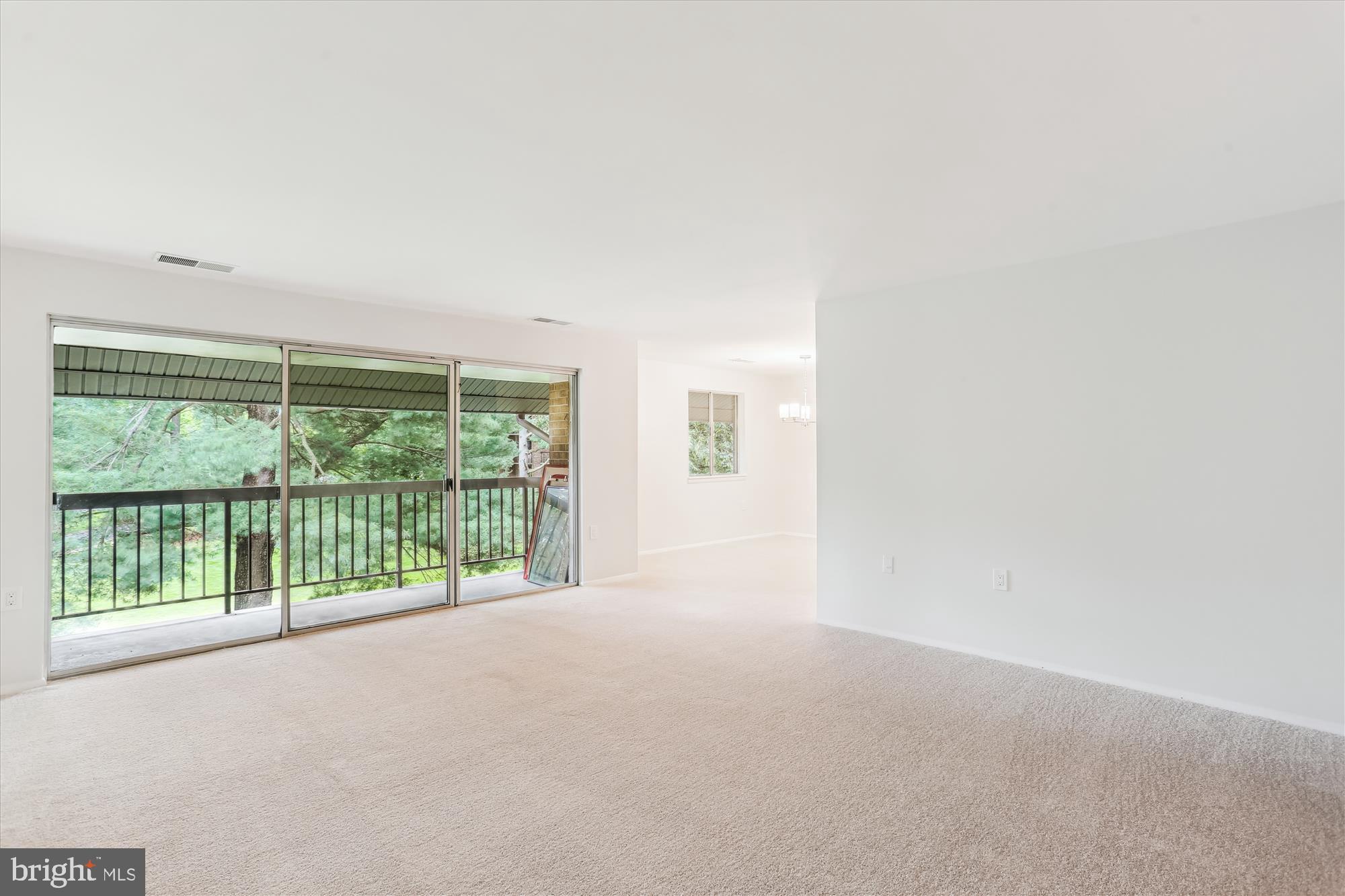 NORMANDIE ON THE LAKE I - Residential