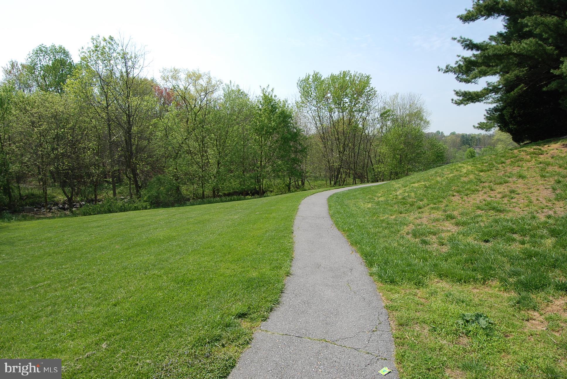NORMANDIE ON THE LAKE I - Residential