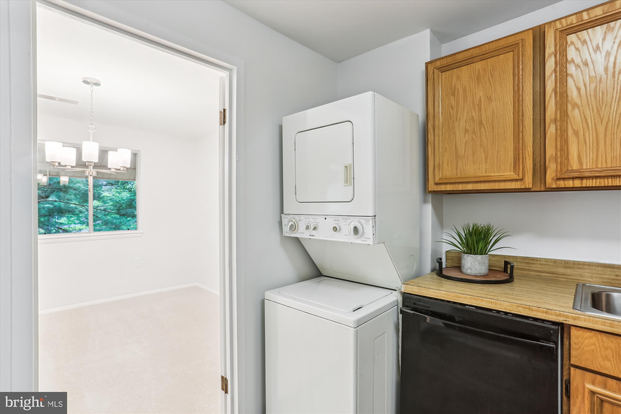 NORMANDIE ON THE LAKE I - Residential