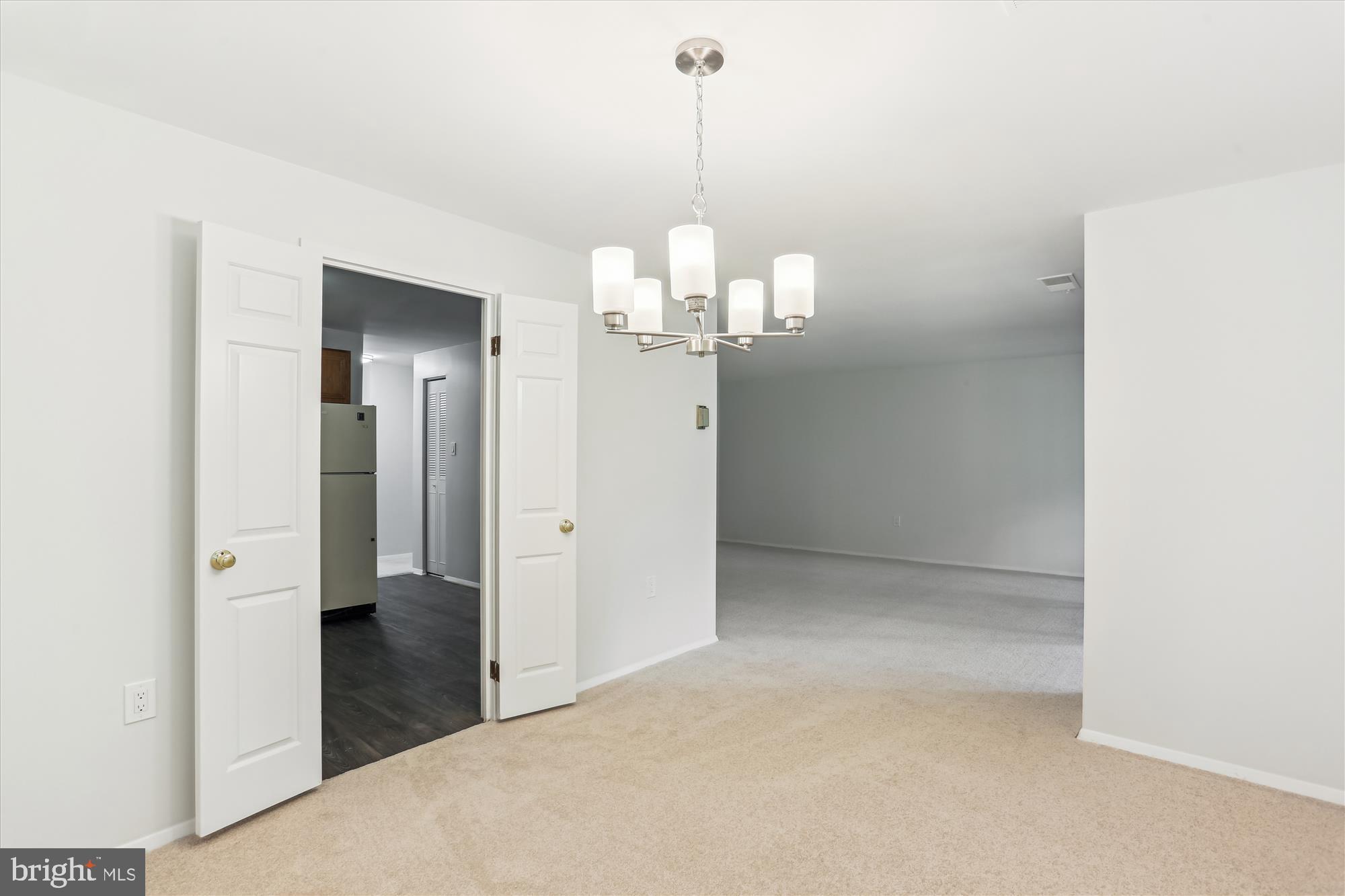 NORMANDIE ON THE LAKE I - Residential