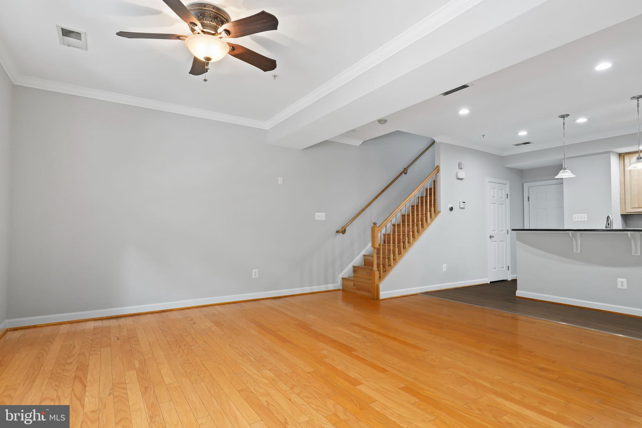 POTOMAC CLUB - Residential