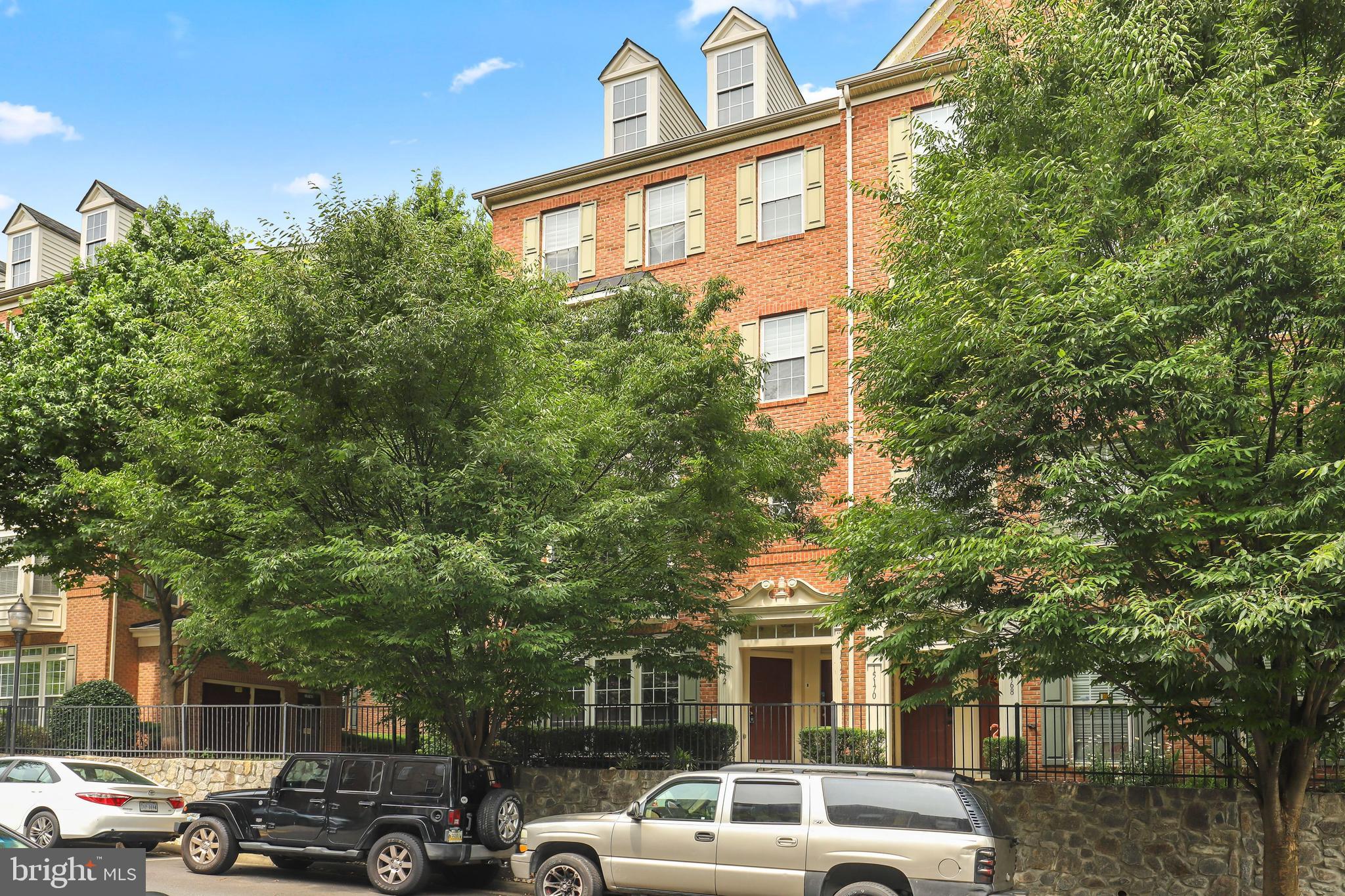 POTOMAC CLUB - Residential