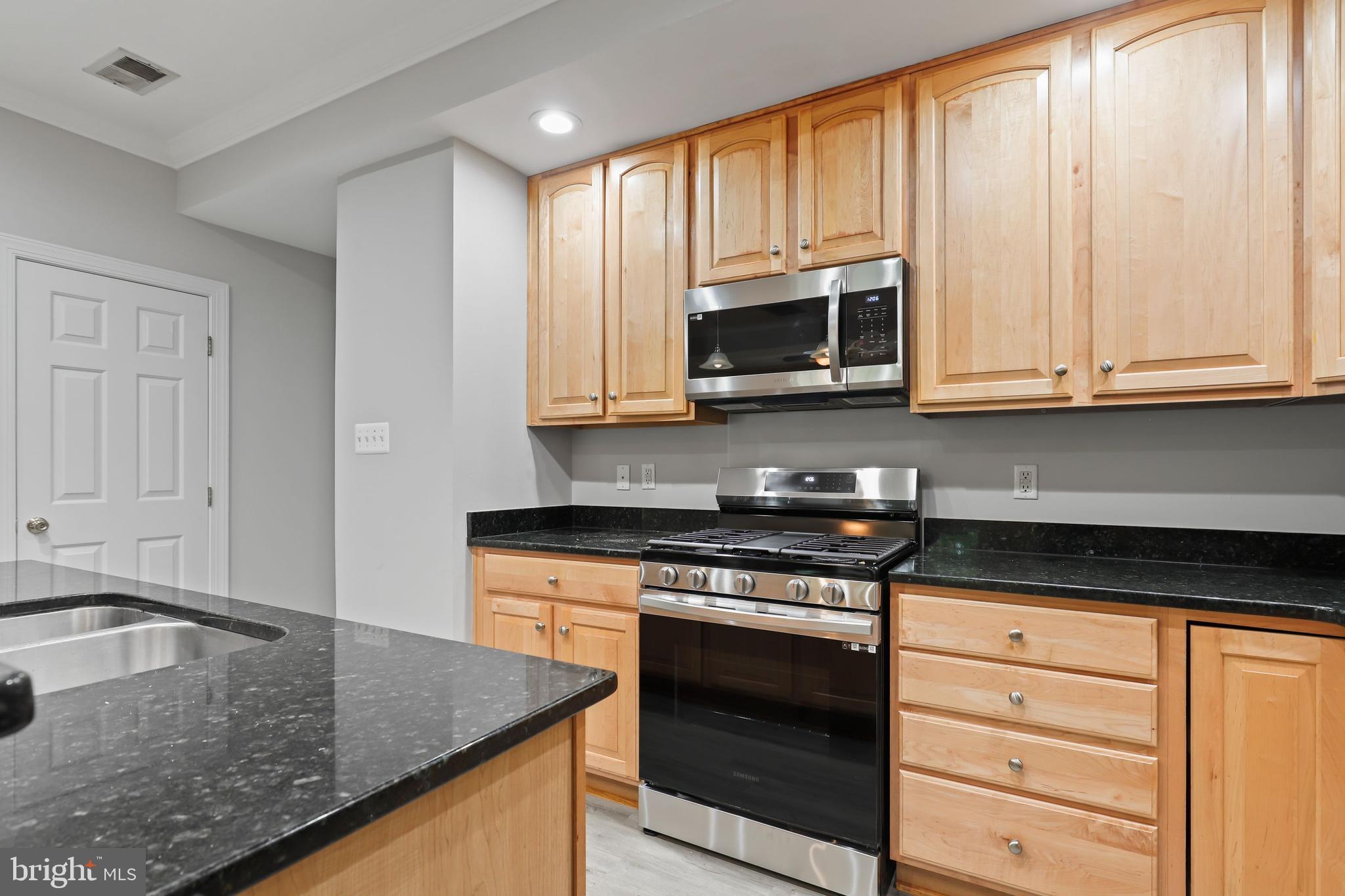 POTOMAC CLUB - Residential