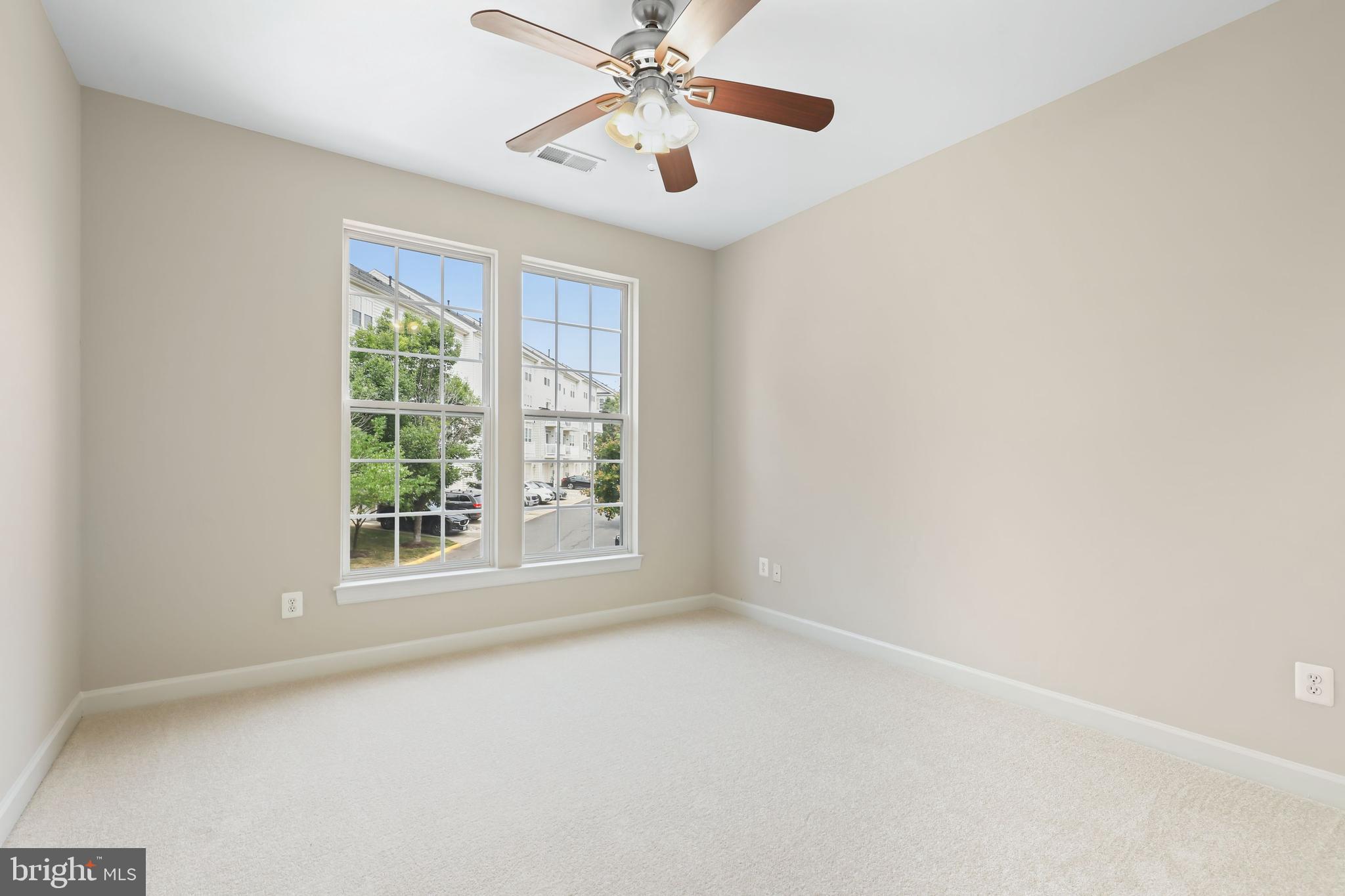 POTOMAC CLUB - Residential