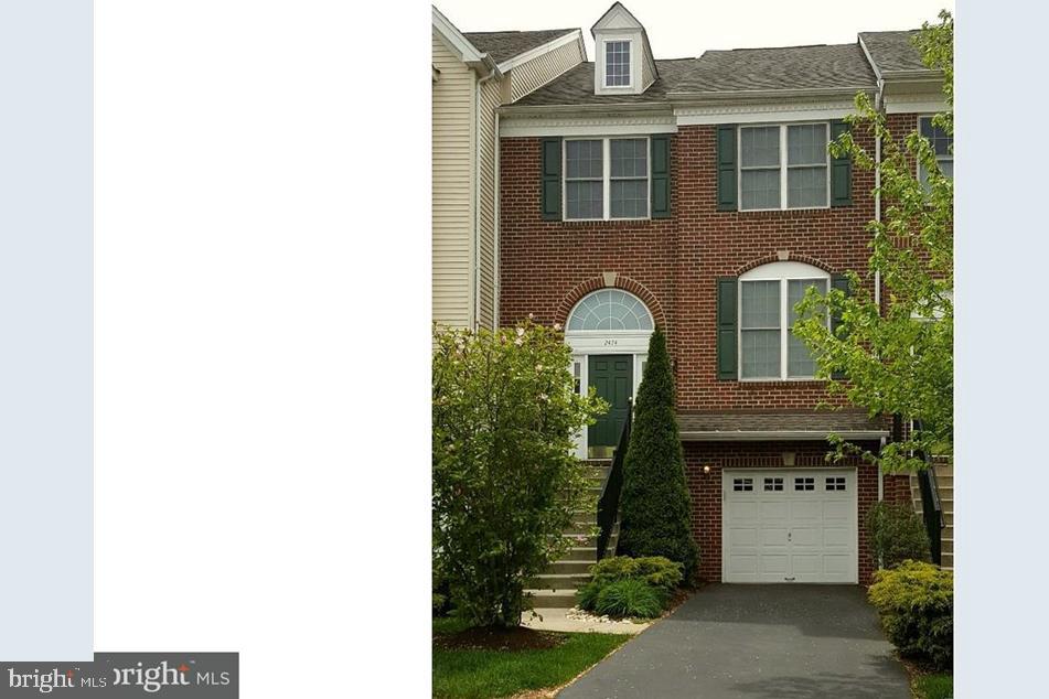 Luxury townhome with all of the modern amenities which include hardwood flooring , fireplace and open kitchen floorplan. A finished lower level which doubles as an additional bedroom and egress to a roomy one bay garage with added storage. Upstairs you will find cathedral ceilings, walk-in m/bedroom closet and luxurious m/bathroom, two additional bedrooms, a hall bath and laundry. Located in the award winning Central Bucks school district. Club house, fitness center and pool included.