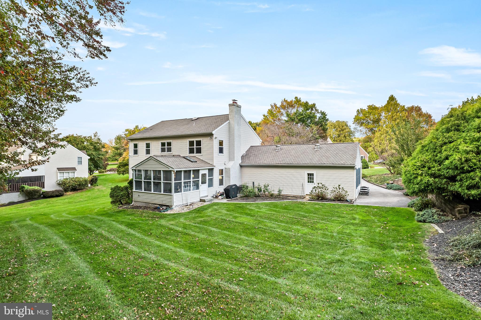 6 OAK GLEN DRIVE