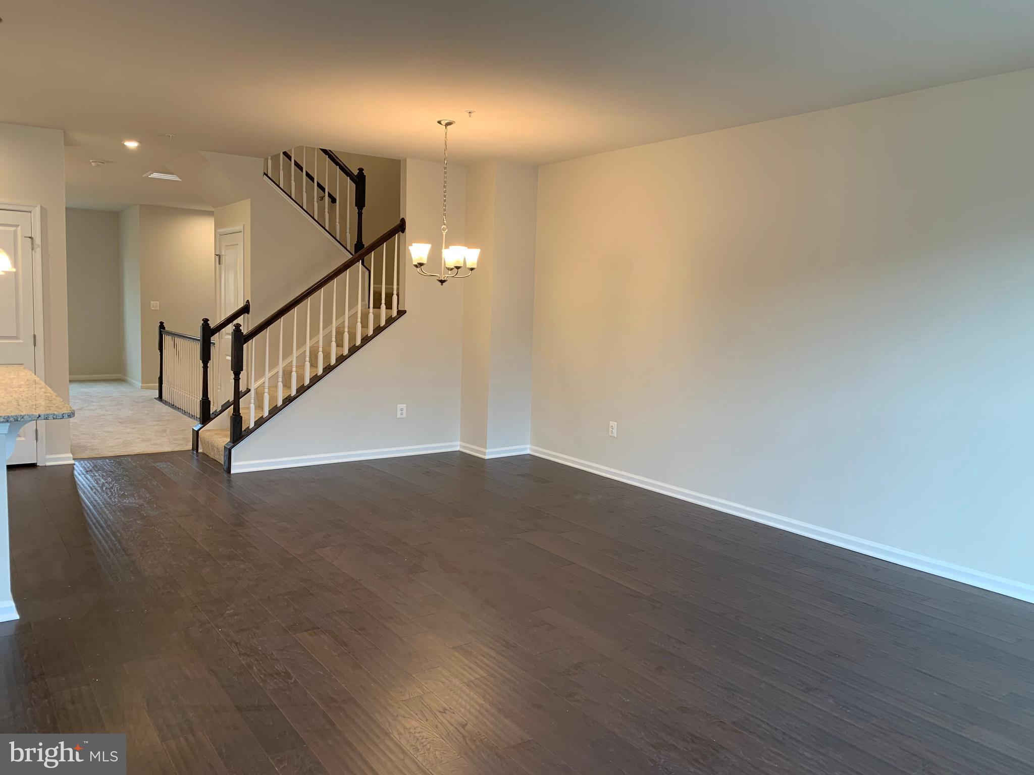 GLENN DALE CROSSING - Residential Lease