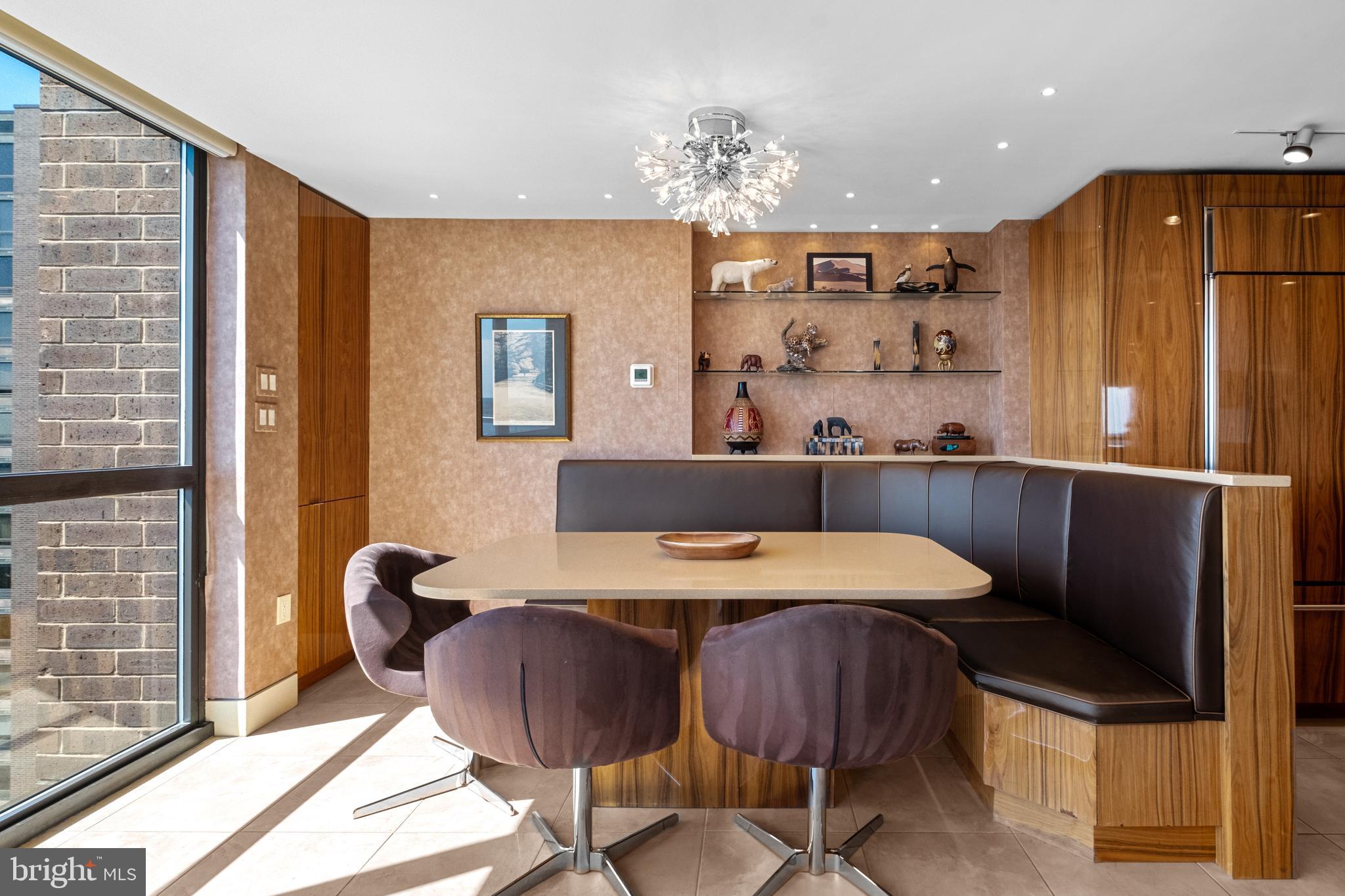 WASHINGTON SQ - Residential