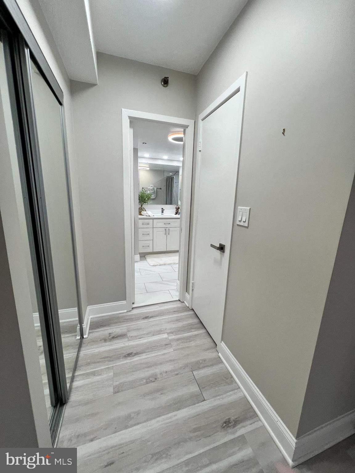 SKYLINE SQUARE CONDO - Residential