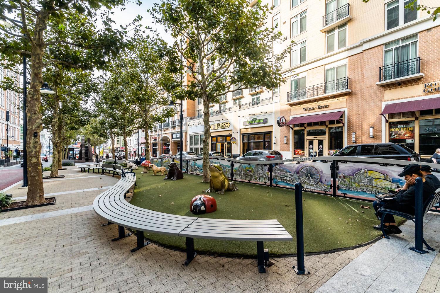 FLEET STREET CONDOMINIUMS - Residential