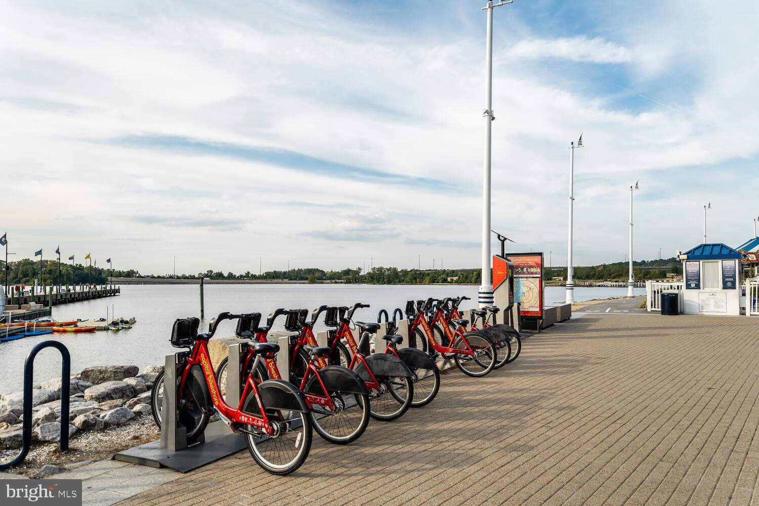 FLEET STREET CONDOMINIUMS - Residential