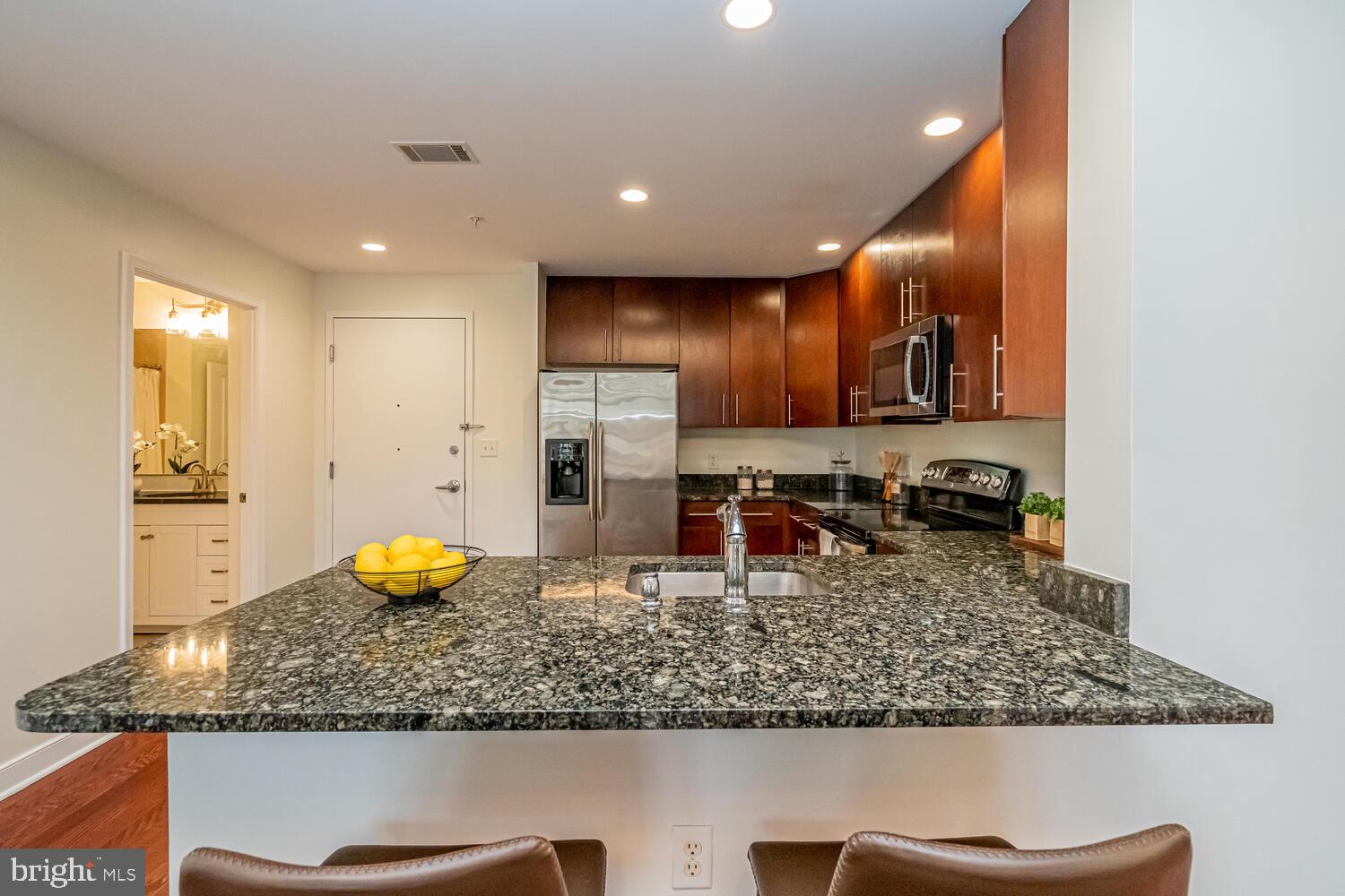 FLEET STREET CONDOMINIUMS - Residential