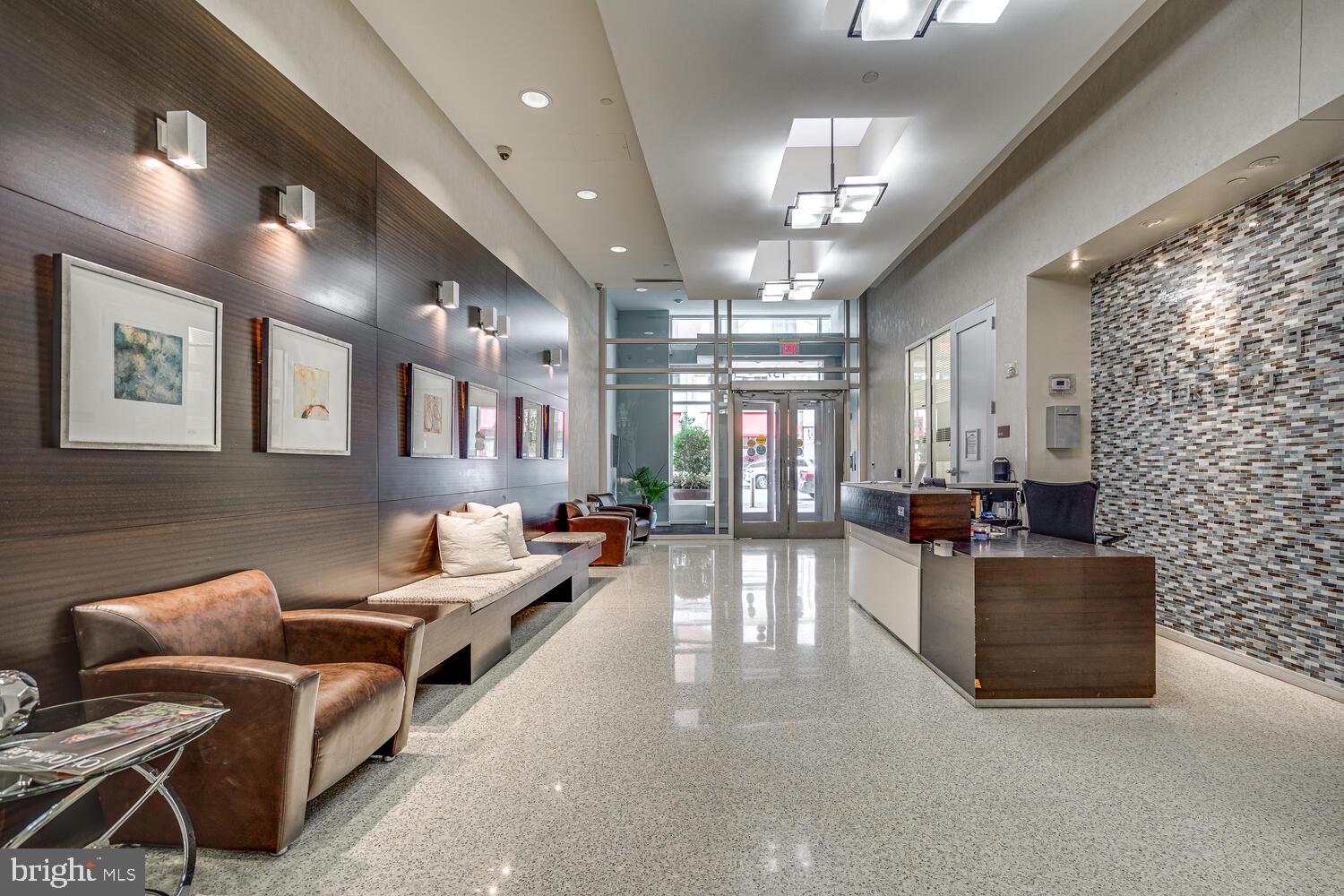 FLEET STREET CONDOMINIUMS - Residential