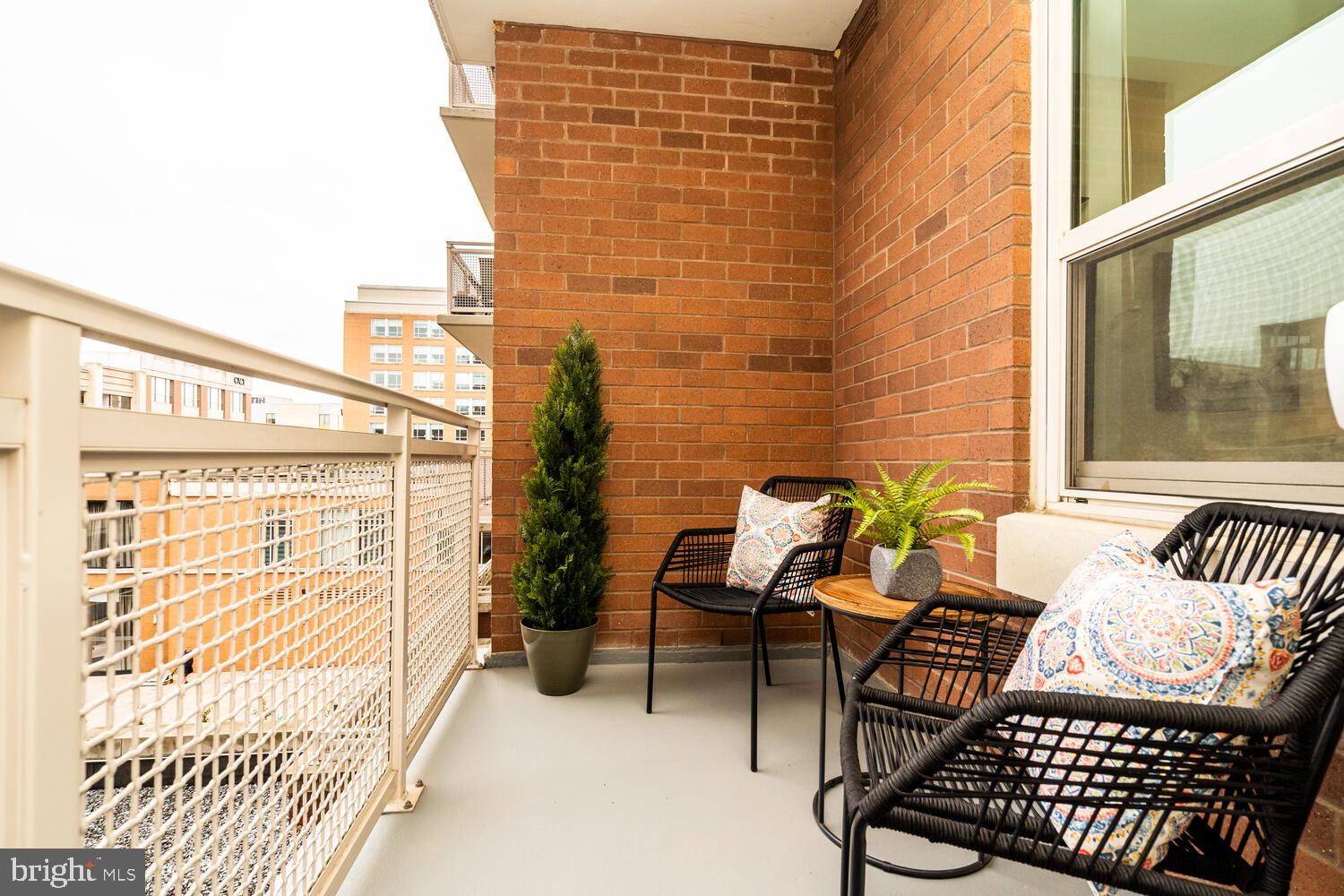 FLEET STREET CONDOMINIUMS - Residential