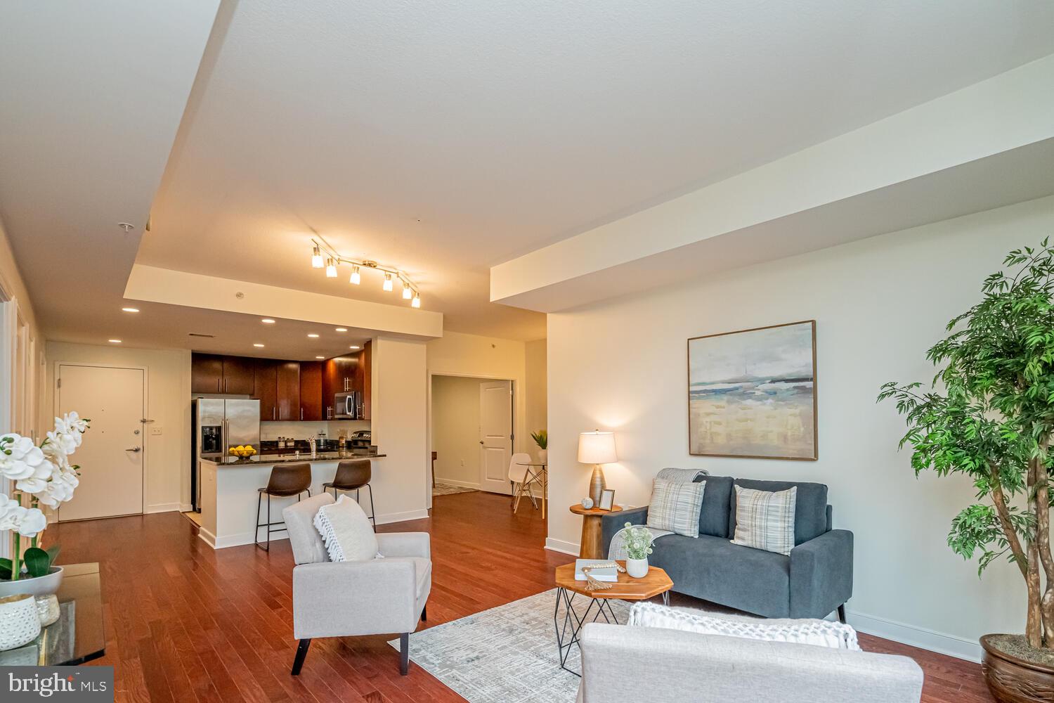 FLEET STREET CONDOMINIUMS - Residential