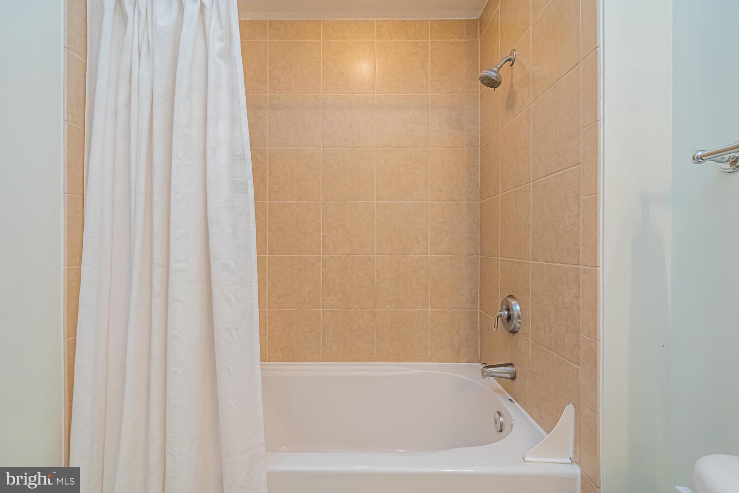 FLEET STREET CONDOMINIUMS - Residential