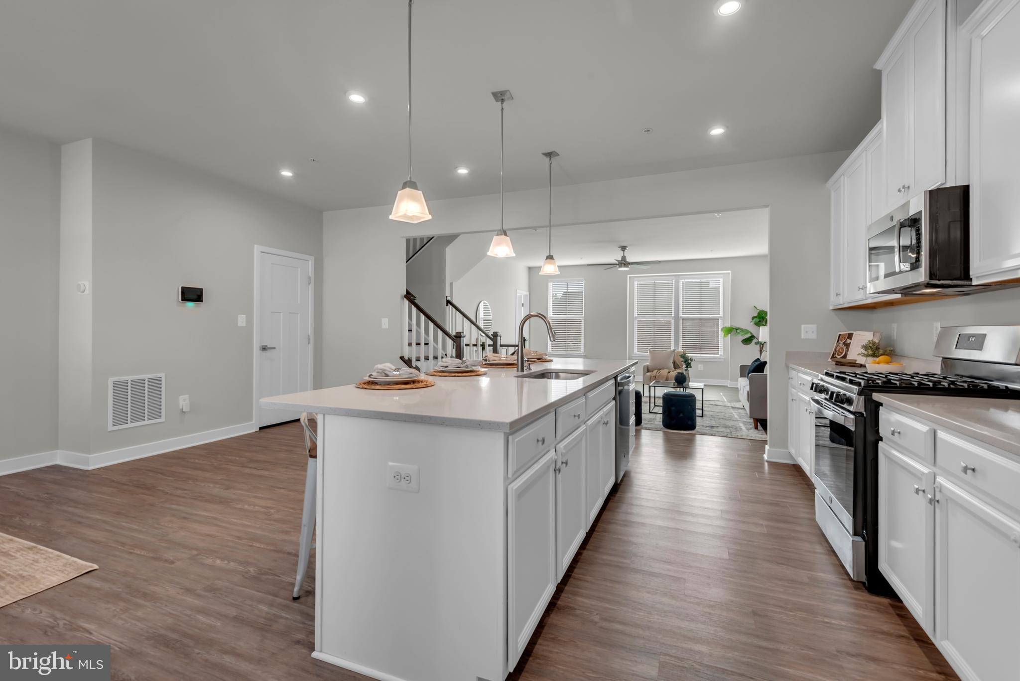 TIMOTHY BRANCH TOWNS - Residential Lease