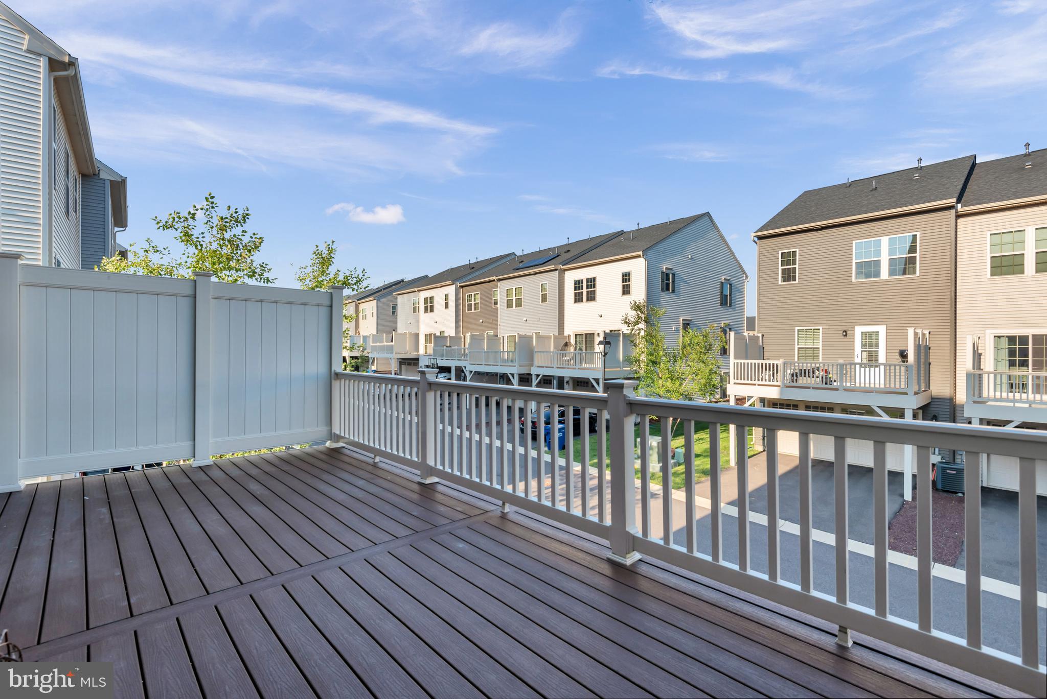 TIMOTHY BRANCH TOWNS - Residential Lease