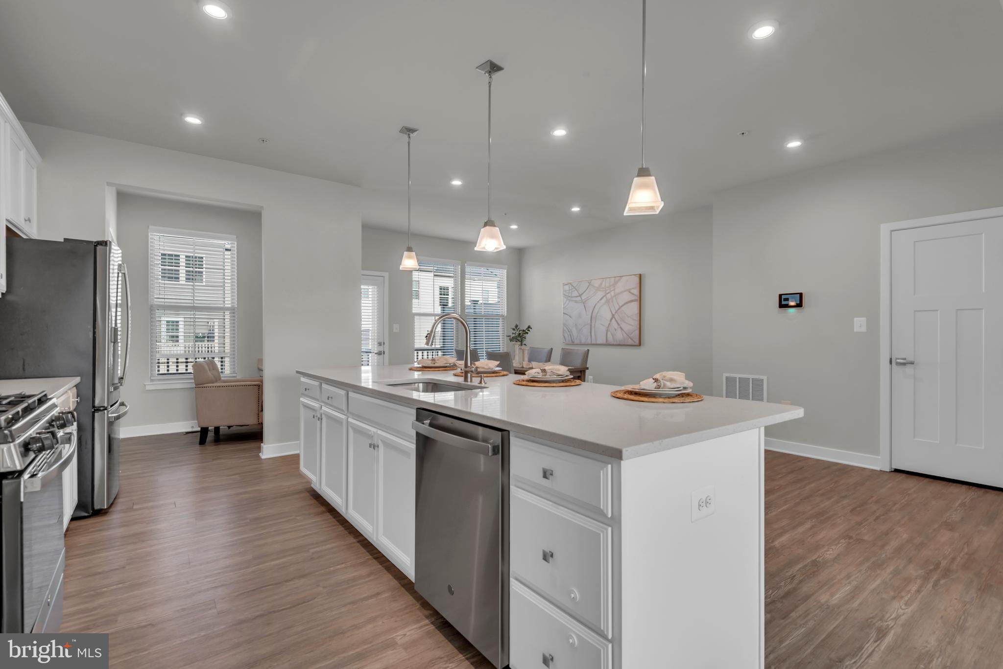 TIMOTHY BRANCH TOWNS - Residential Lease